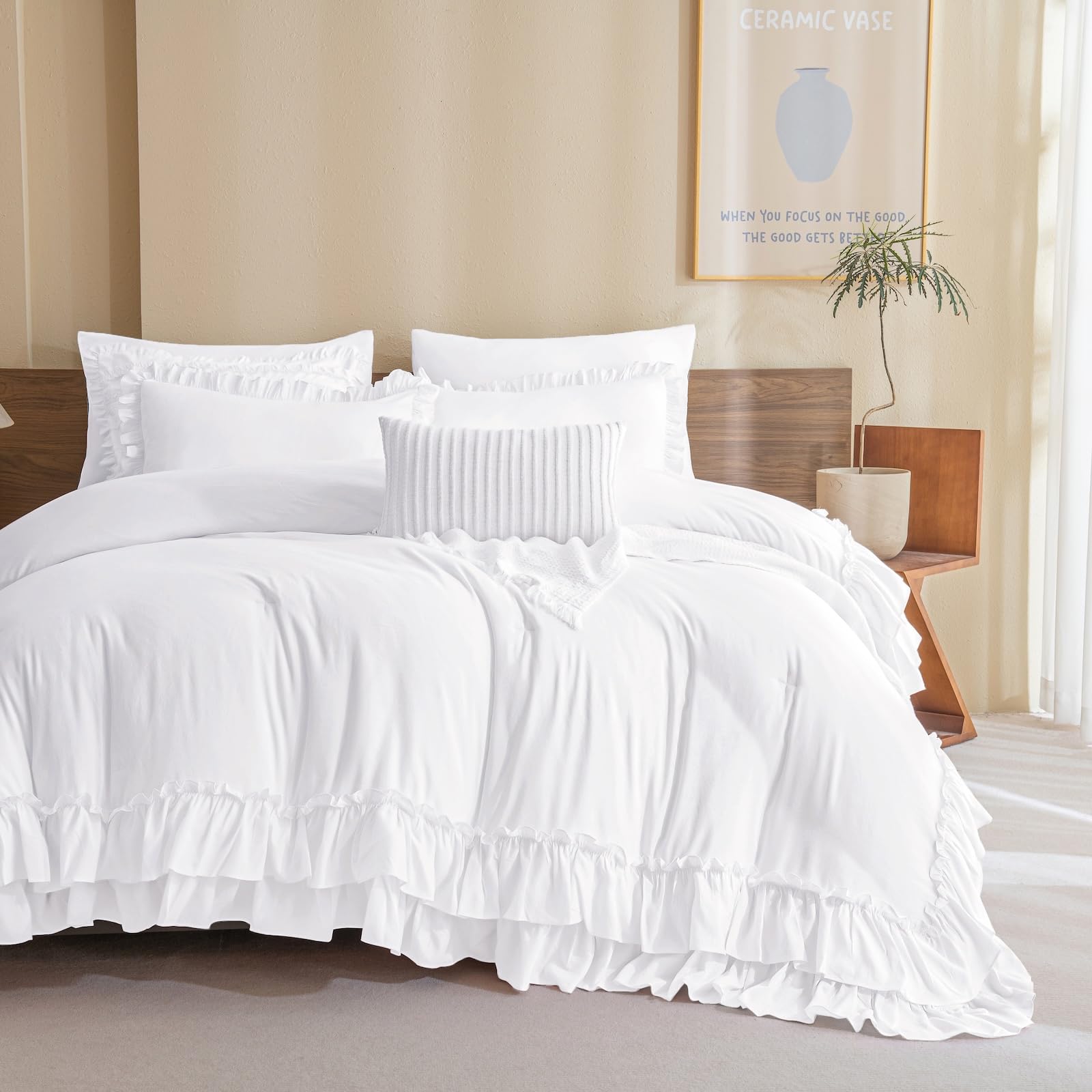 QSH Bright White Shabby Boho Chic Ruffled Comforter King Size,3PCs Farmhouse French Country Ruffle King Bed Comforter Vintage Rustic Bedding Comforter Set Ultra Soft Lightweight Microfiber Fluffy Bed