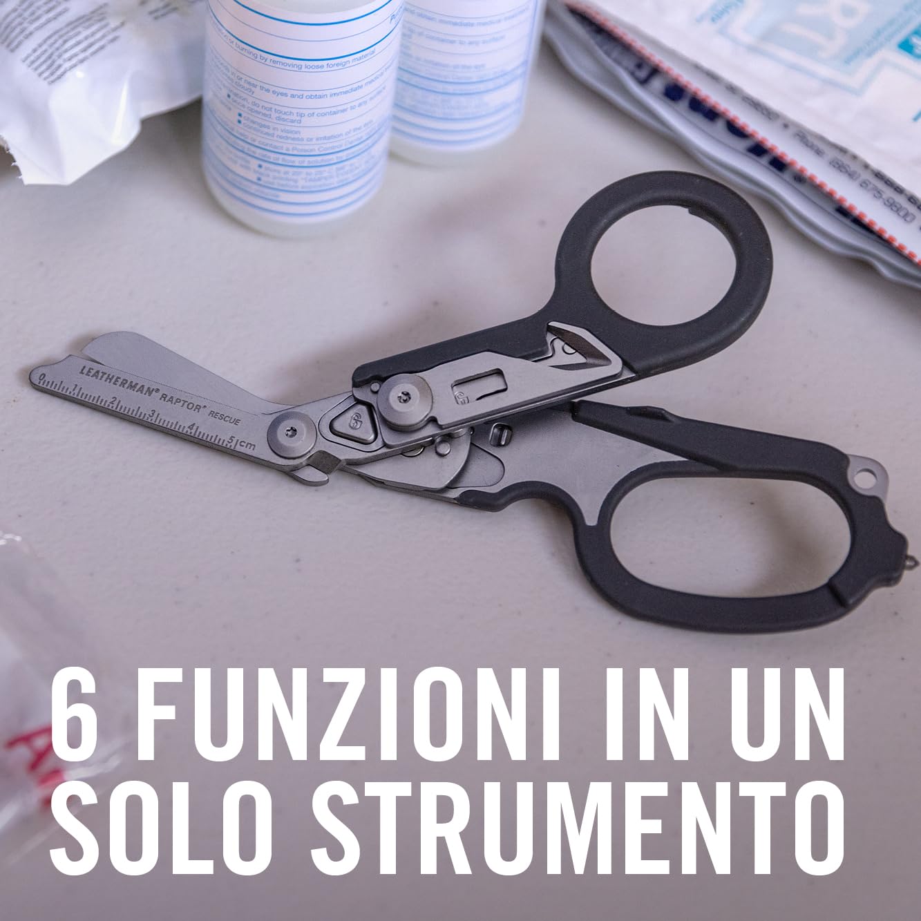 Leatherman Charge+ Multiutensile - 19 Strumenti con sistema di sicurezza per il Campeggio e la Pesca - Nero e Argento