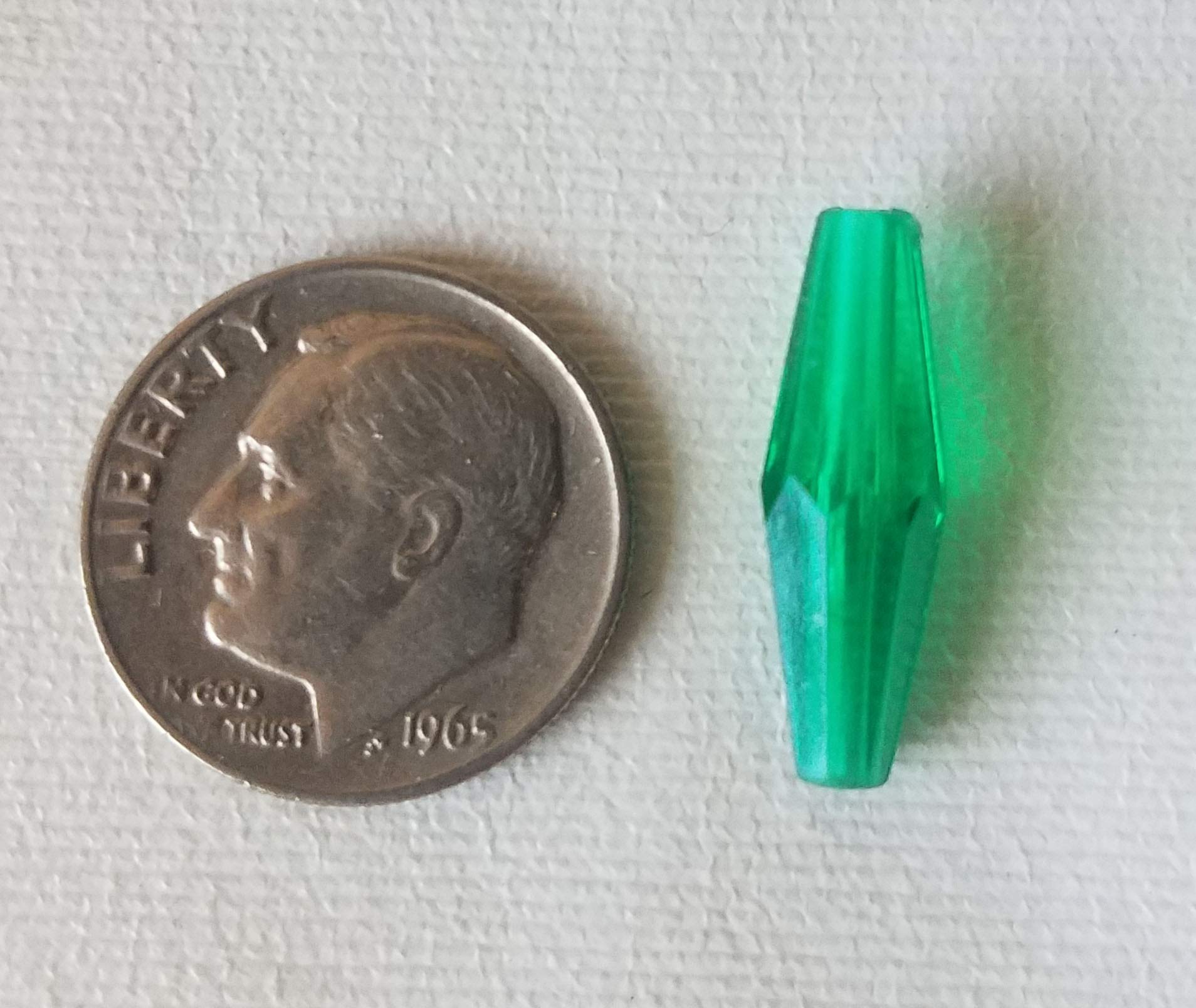 18mm x 6mm Elongated Bicone Faceted Plastic Acrylic Craft Beads, 500 Pcs (Translucent Green)