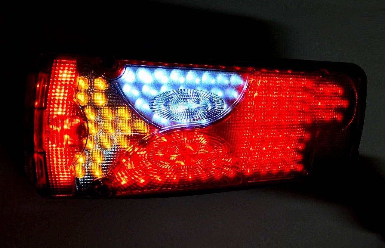 2 x 12 V tylne tylne tylne światła LED do przyczepy ciężarówki wywrotka furgonetka 400 mm