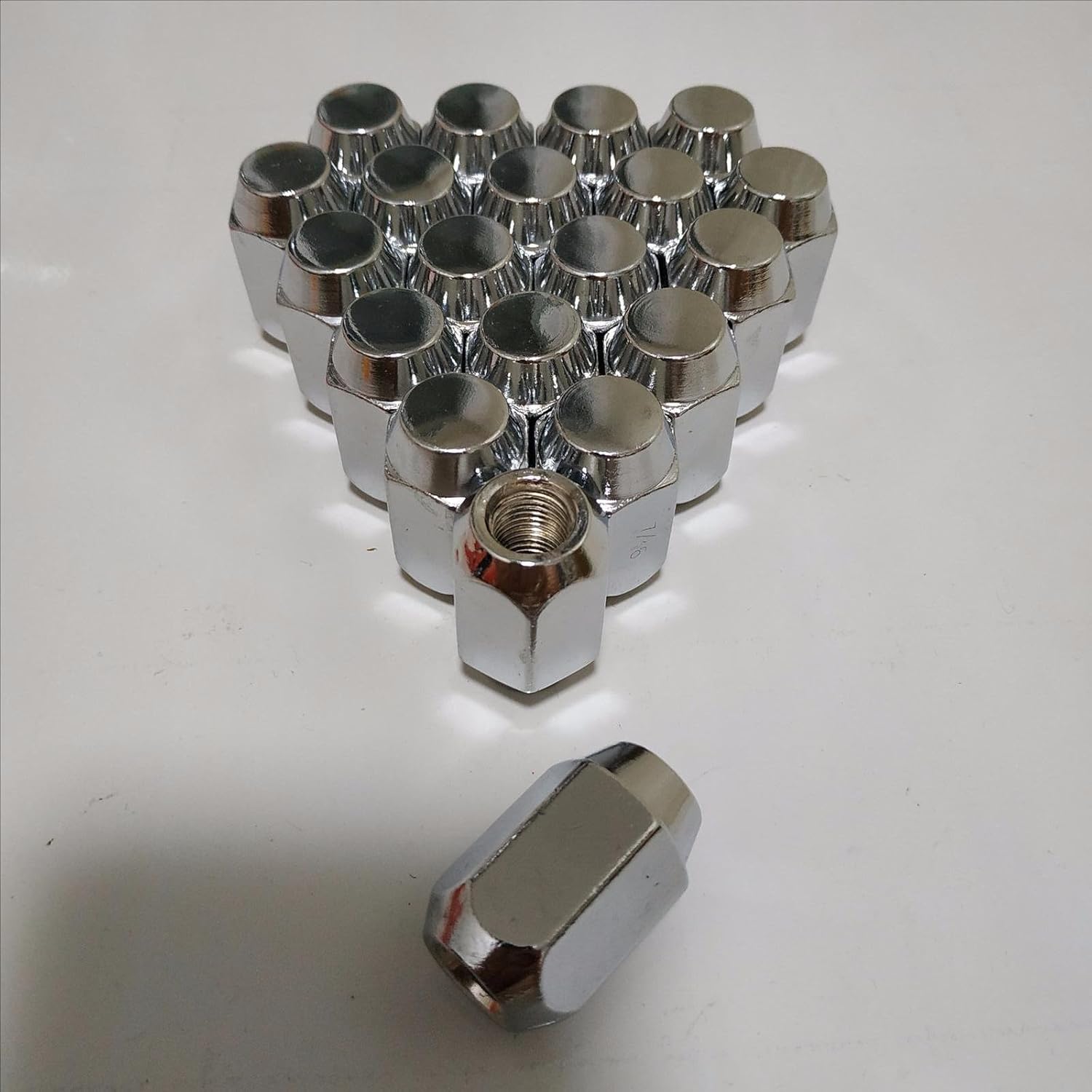 1 Set of 20 Chrome 14mm X 1.50 Wheel Lug Nuts fit 1999