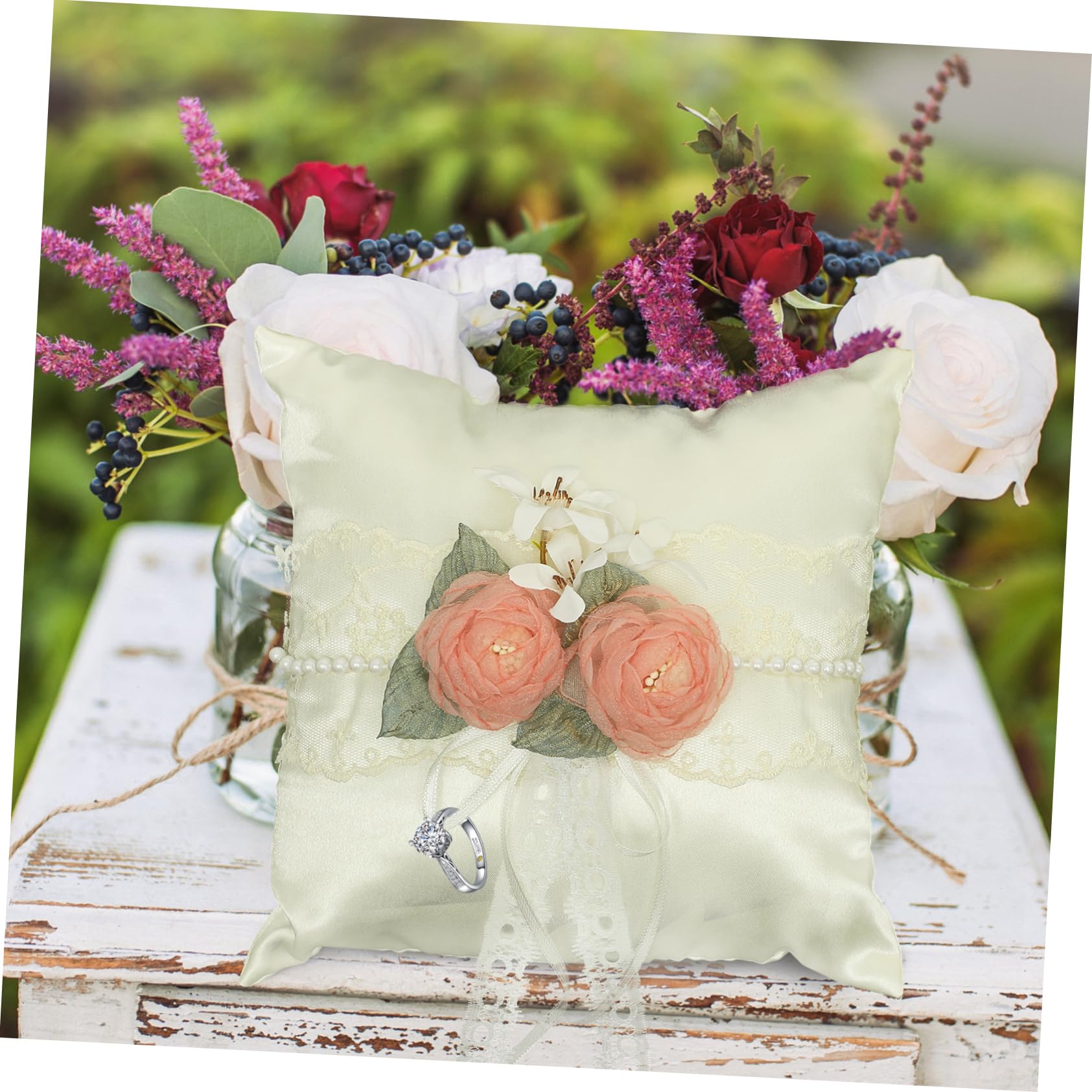 Abaodam 2pièces Coussin Alliances Fleurs Blanches Accessoire De Mariage Élégant pour Présentation des Anneaux Décoration Romantique pour Cérémonies De Mariage