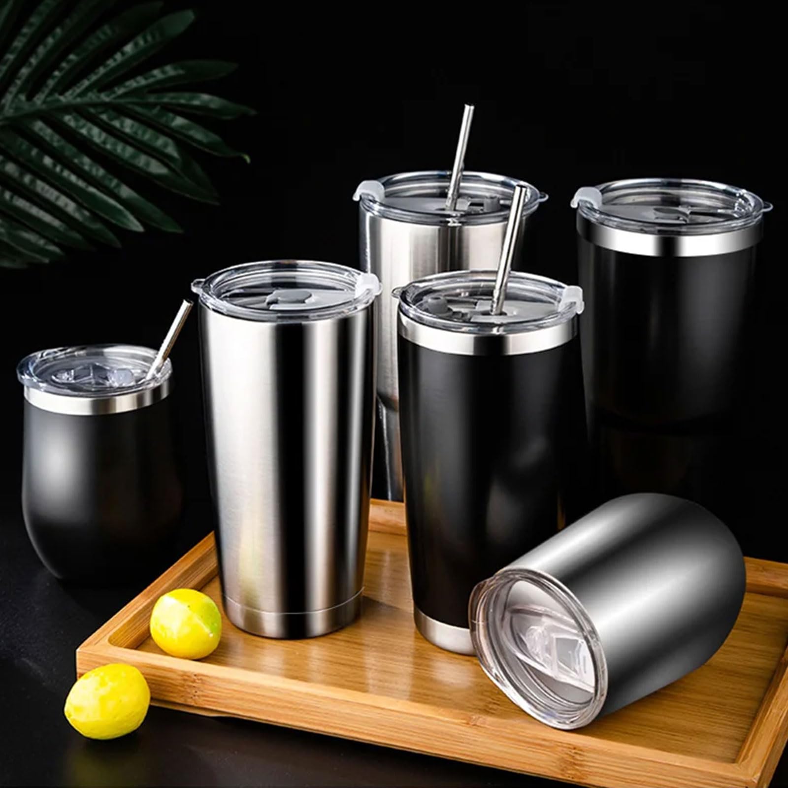 große kapazität Edelstahl-Isolierbecher, Outdoor-Reise-Kaffeetasse mit Deckel und Strohhalm, große Kapazität, Teetassen, Auto-Wasserflasche solide