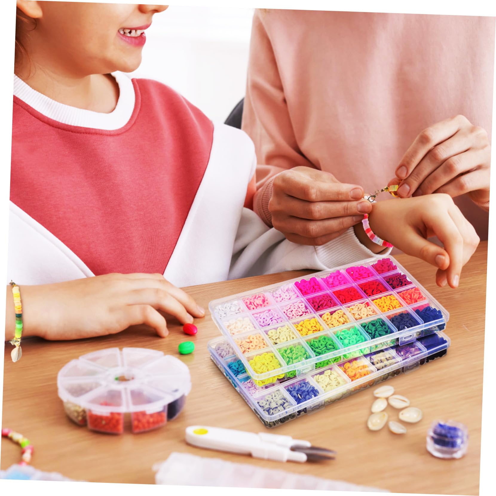 Holibanna Kit de Perles pour Création Bijoux Vibrant et Complet Accessoires DIY pour Bracelets et Colliers Résistantes Cadeaux Personnalisés