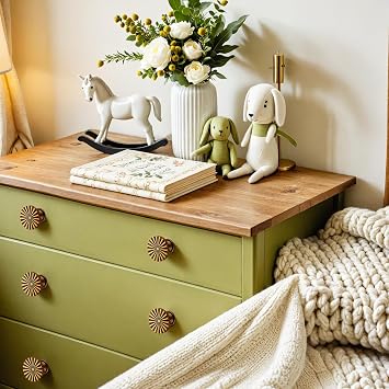 10 Pack Antique Brass Cabinet Knobs, Flower Vintage Dresser Drawer Pulls | Zinc Alloy Build, Vintage Flower Style, Easy Install, For Closets, Wardrobes, Cupboards, Dresser Drawers, Home Hardware