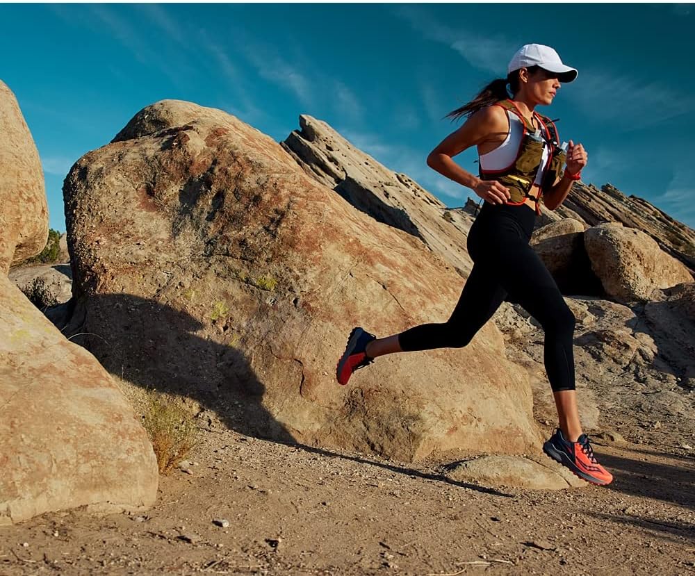 Saucony Women's Xodus Ultra Running Shoe - Picture 29 of 36