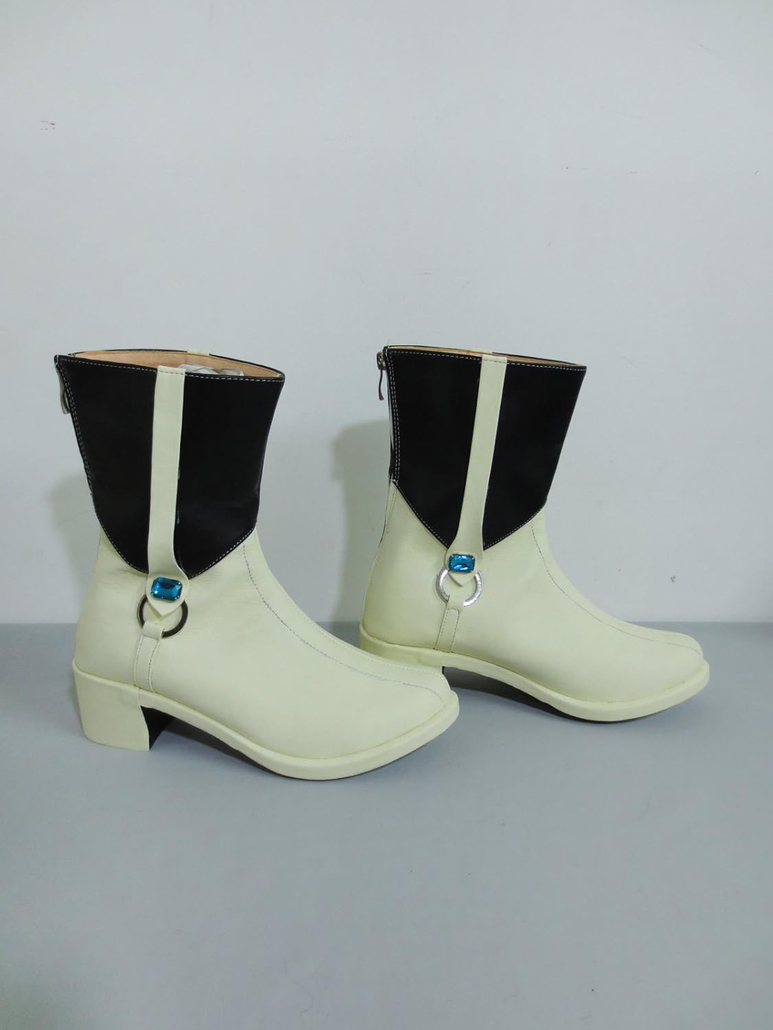 YuanCos Alisa Bosconovitch Halloween White Short Cosplay Shoes Boots