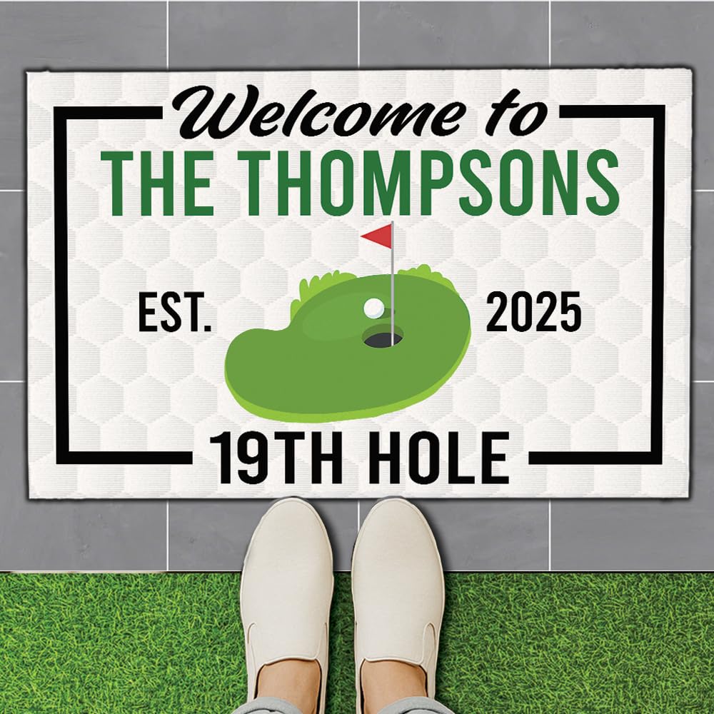 Personalized Golf Doormat with Custom Family Name &amp; Year – Non-Slip 19th Hole Welcome Mat for Outdoor Entrance – Funny Golf Lover Gift – Clubhouse Decor for Patio, Garage, Man Cave or Front Door