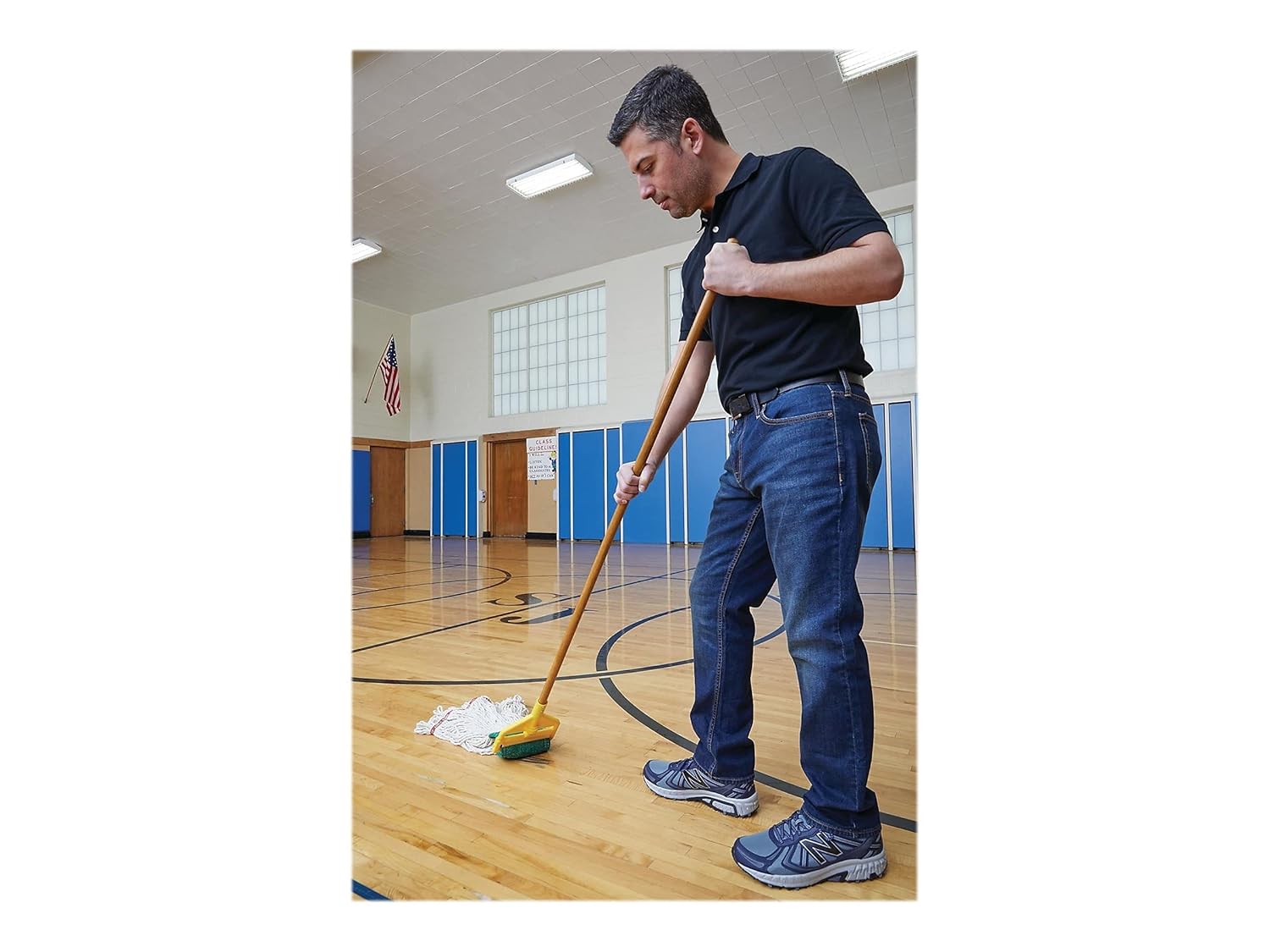 Rubbermaid Commercial Products Invader 60" Wood Wet Mop Handle, Natural, for Professional/Industrial Floor Cleaning, Compatible with 1" Headband Mops