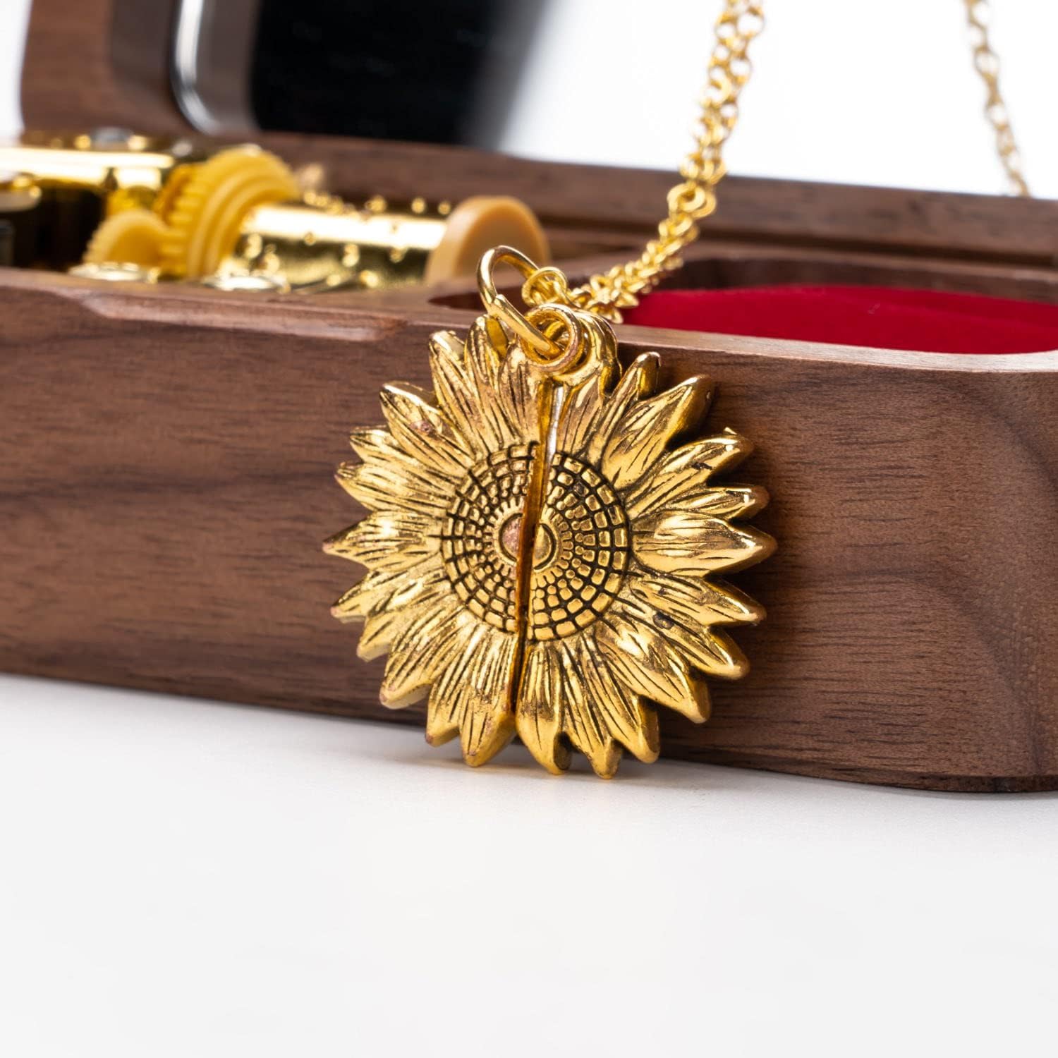 BELLA GLOBE You are My Sunshine Music Box with You are My Sunshine Sunflower Necklace Gift for Women Mom Grandma Daughter Sunflower Pendant Necklace in Wind Up Wood Jewelry Music Box