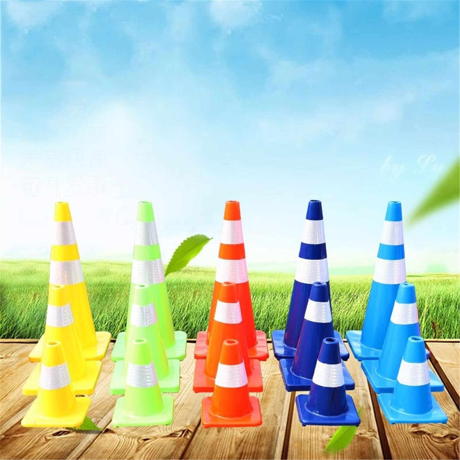 Cône de signalisation Lot de 5 cônes de sécurité routière en PVC avec bandes réfléchissantes for les travaux de construction sur les parkings Route(Blue)