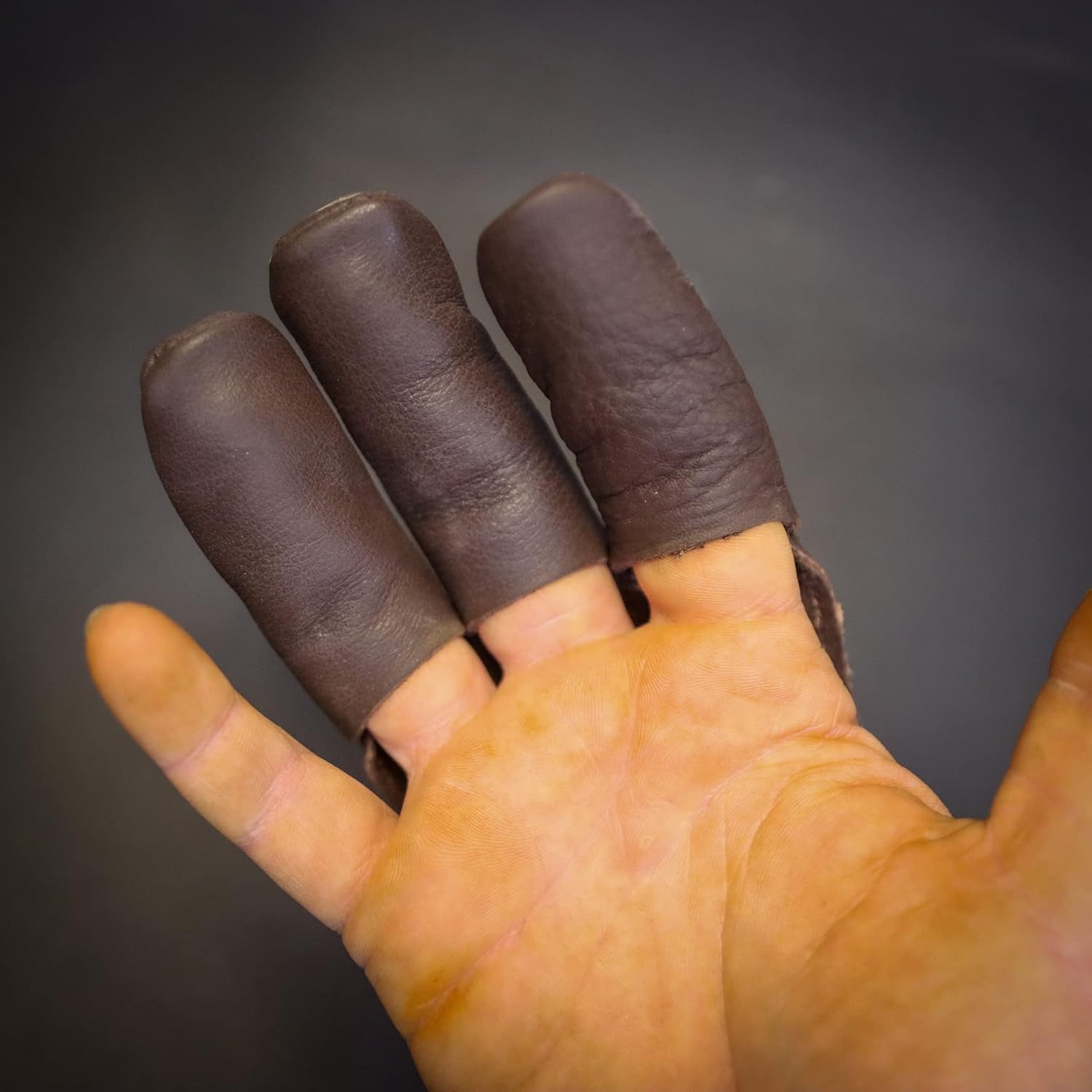 Shatterproof Archery Shooting Glove, Traditional Archery Glove