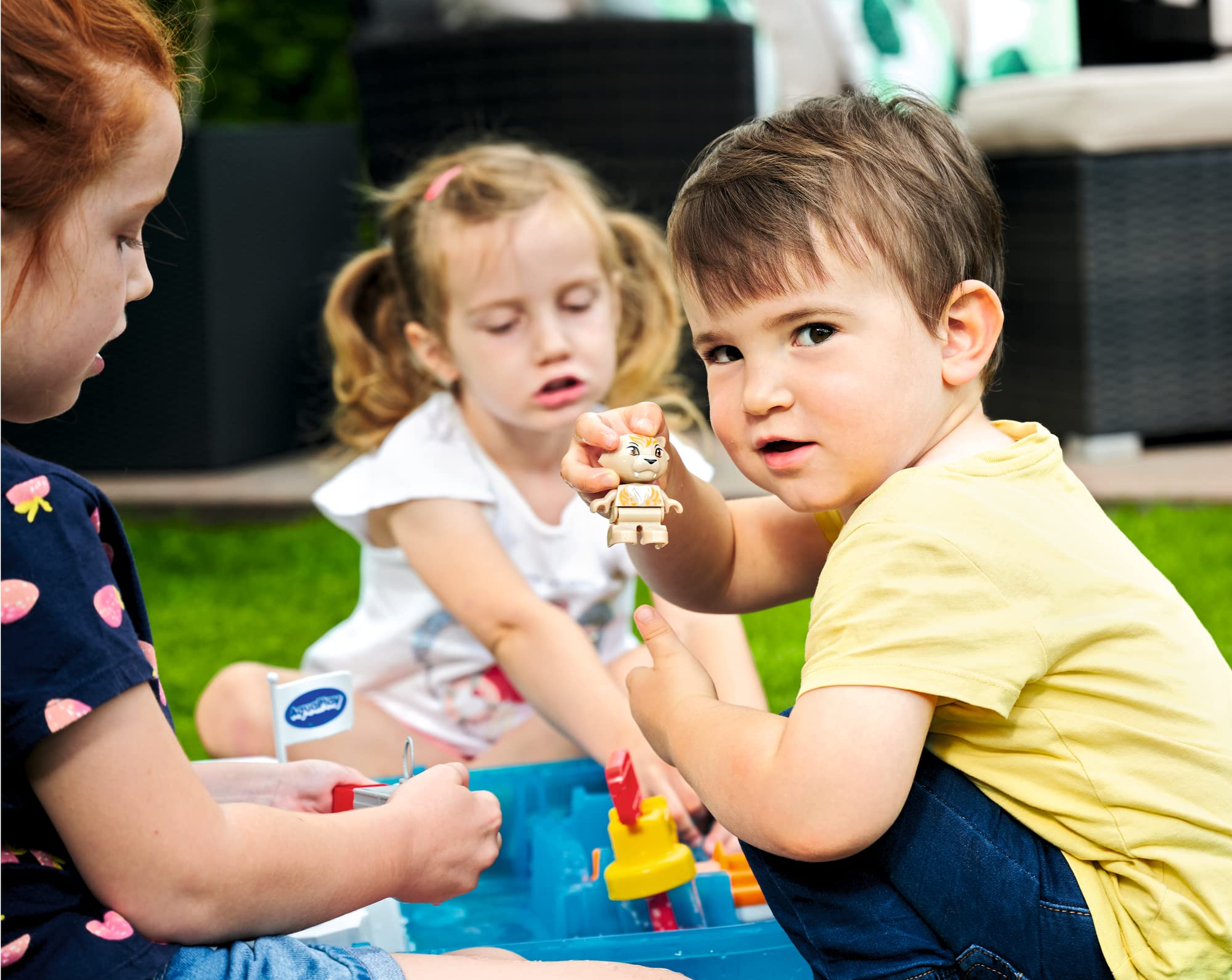 AquaPlay - Polar - Wasserbahn mit Eisberg, Stausee und Rampe für einen Wasserfall, inklusive Spielfigur Olivia mit Farbwechsel-Funktion, für Kinder ab 3 Jahren 8700001522 Türkis