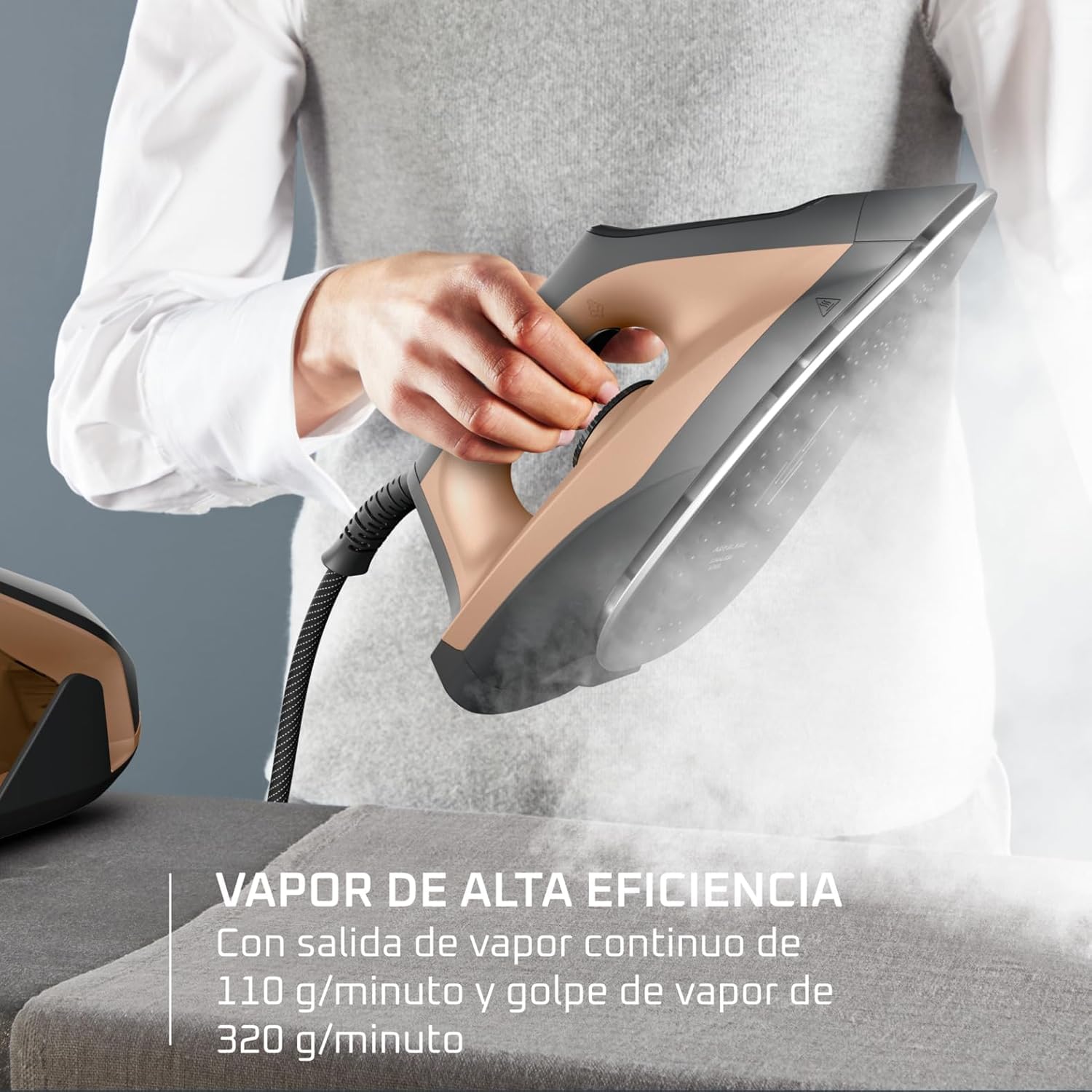 Rowenta Force Pro 300, Centro de planchado, Potencia de 2400 W, 110 g/min de vapor, Golpe de 320 g/min, 6,1 bar, Resultados profesionales, Planchado rápido y eficiente, VR5432F0