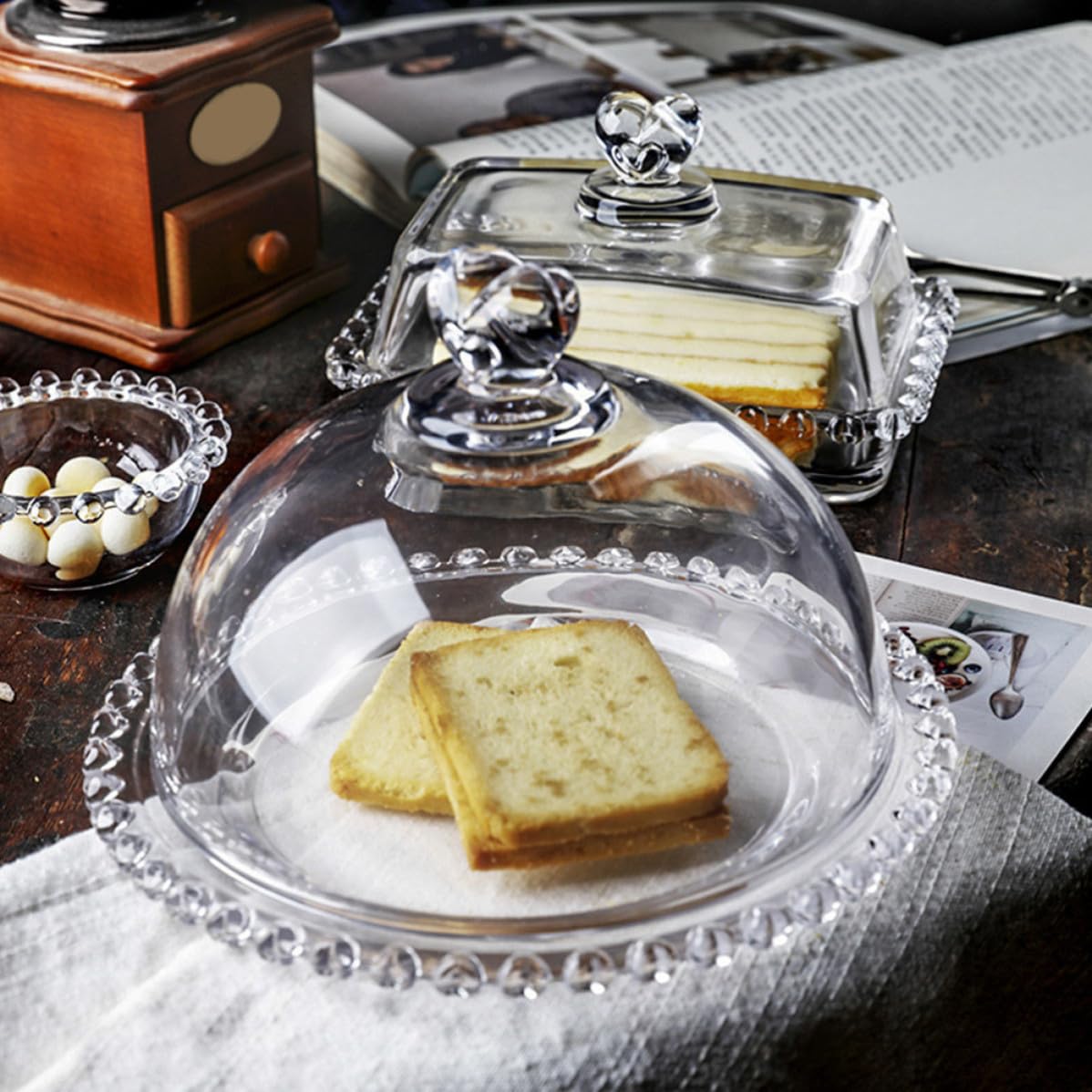 Alzata per Torte in Vetro Rotonda con Coperchio, Elegante