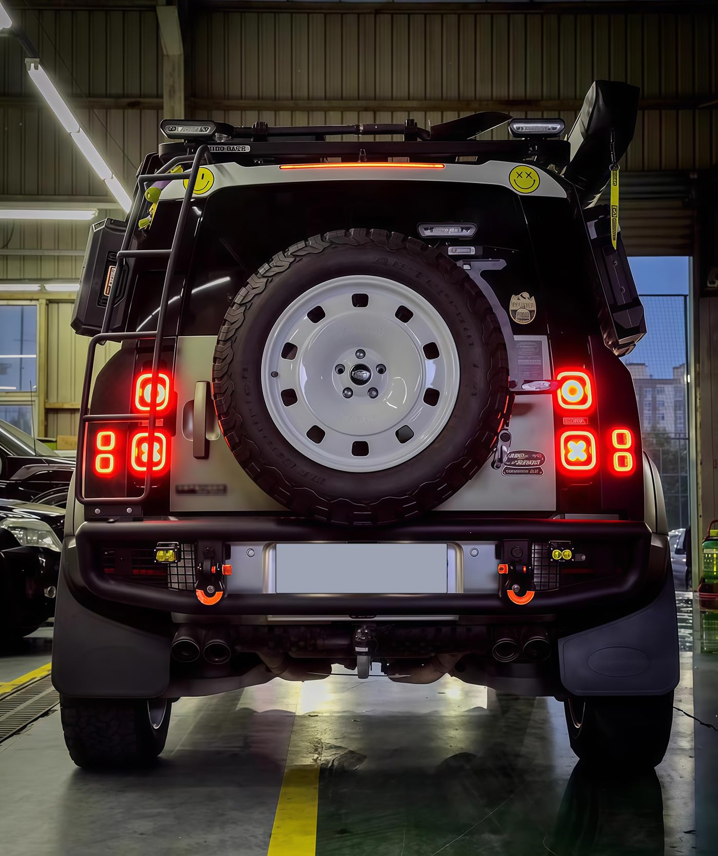 Snapklik.com : For Land Rover Defender 90 110 2020-2025 Tail Light ...