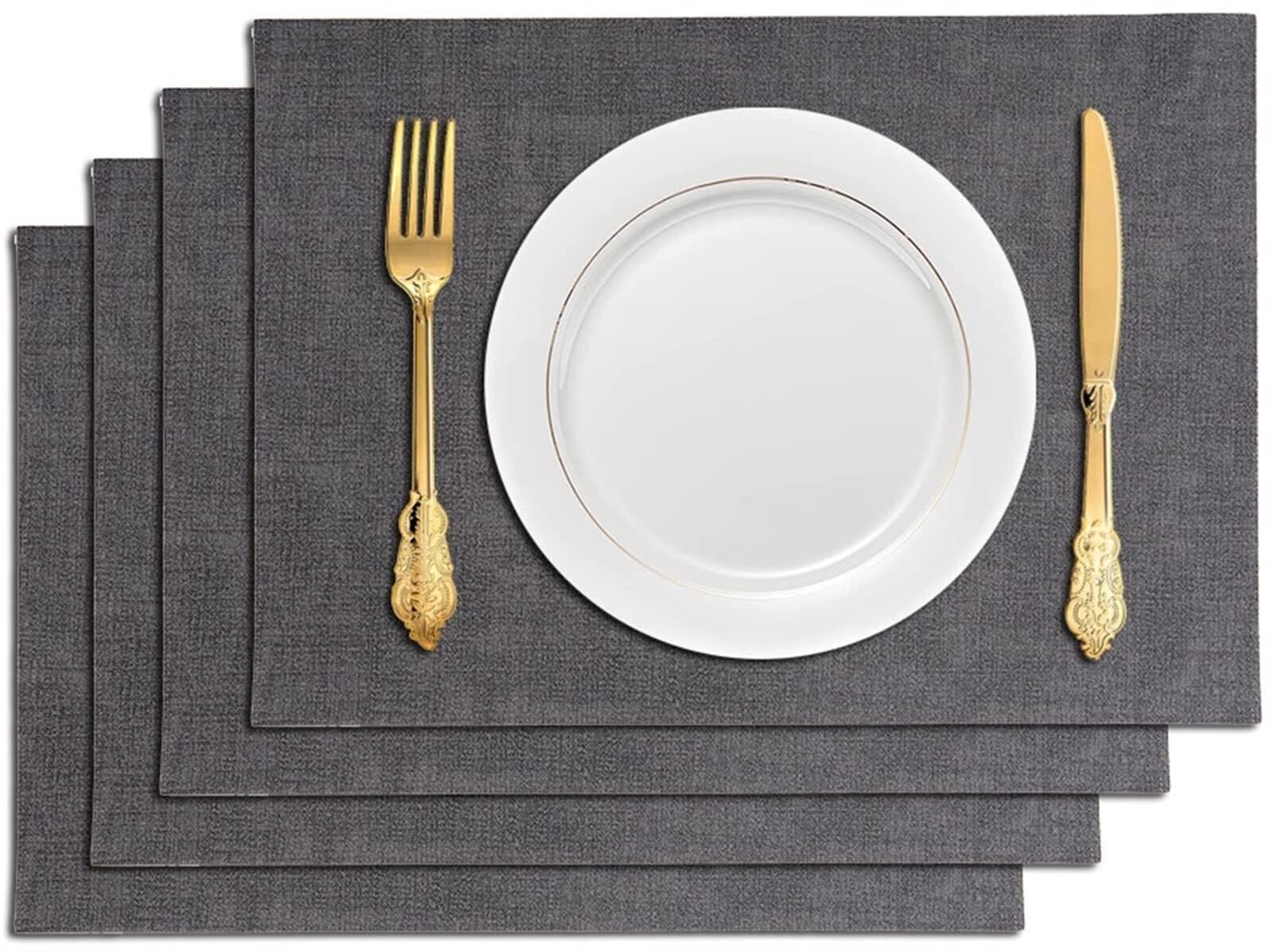 Sets de table en cuir protecteurs pour de doux moments en famille