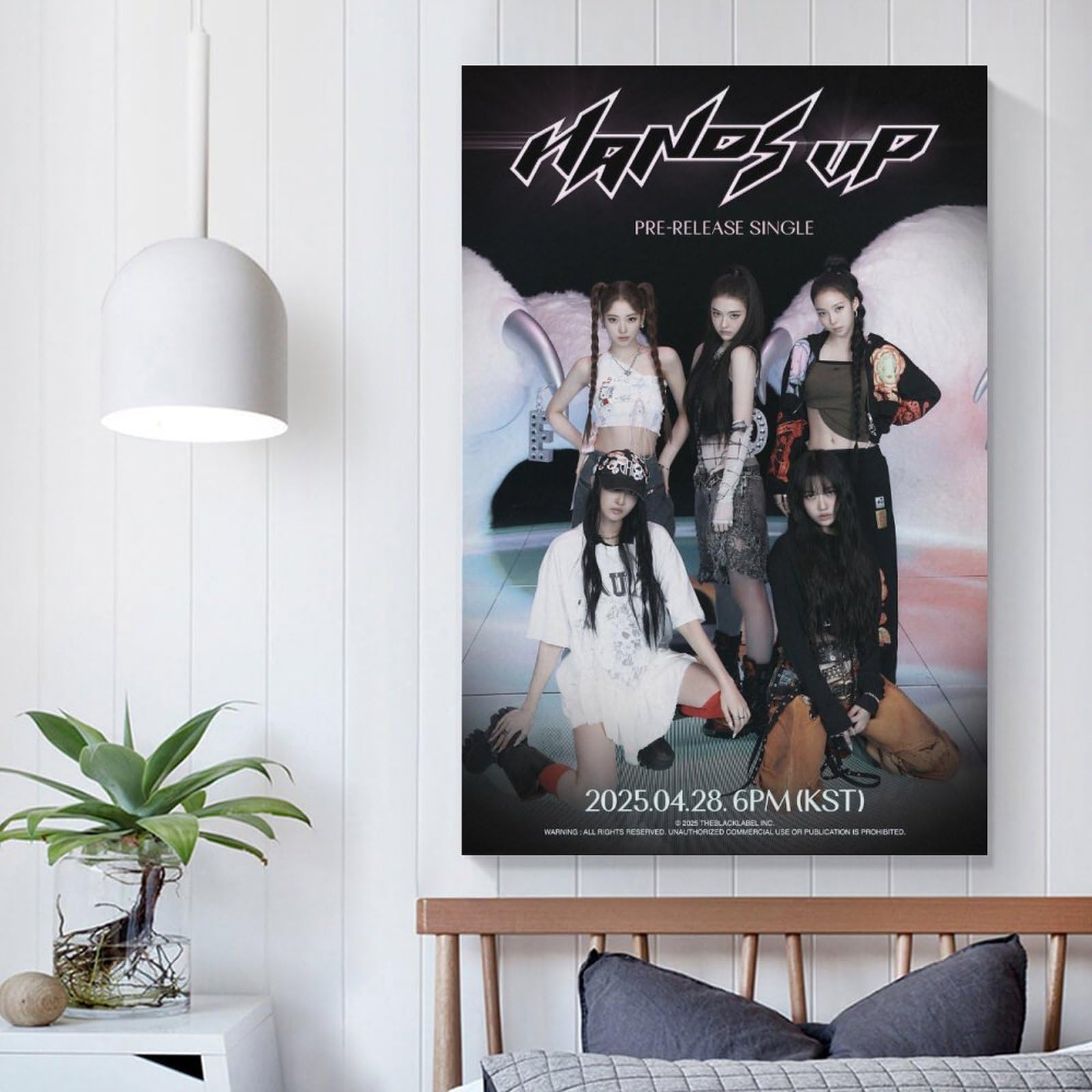 Amazon.co.jp: 歌手 MEOVV ミヤオ THE 1st EP ALBUM MY EYES OPEN