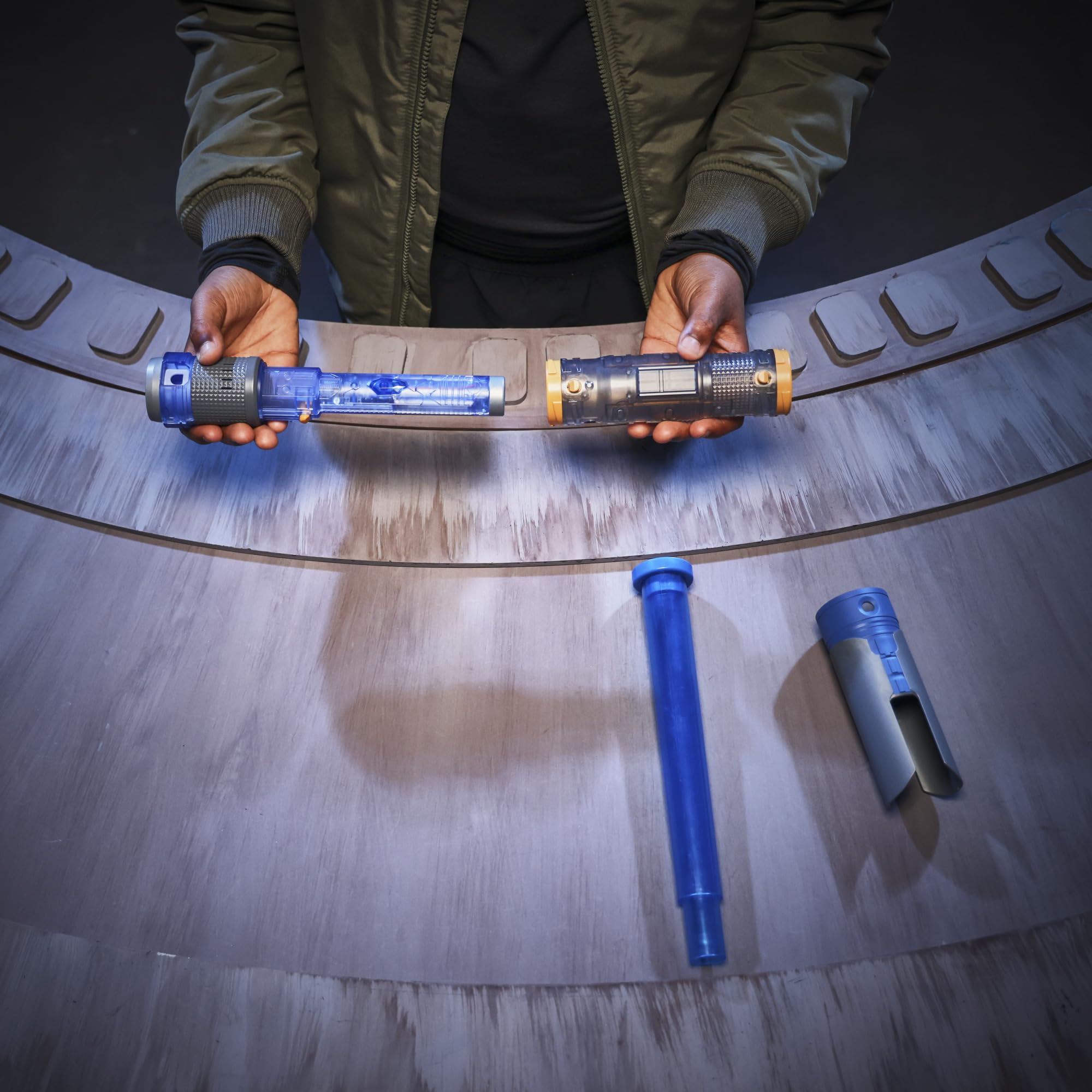 Star Wars Lightsaber Forge Kyber Core Cal Kestis, sabre laser électronique bleu personnalisable