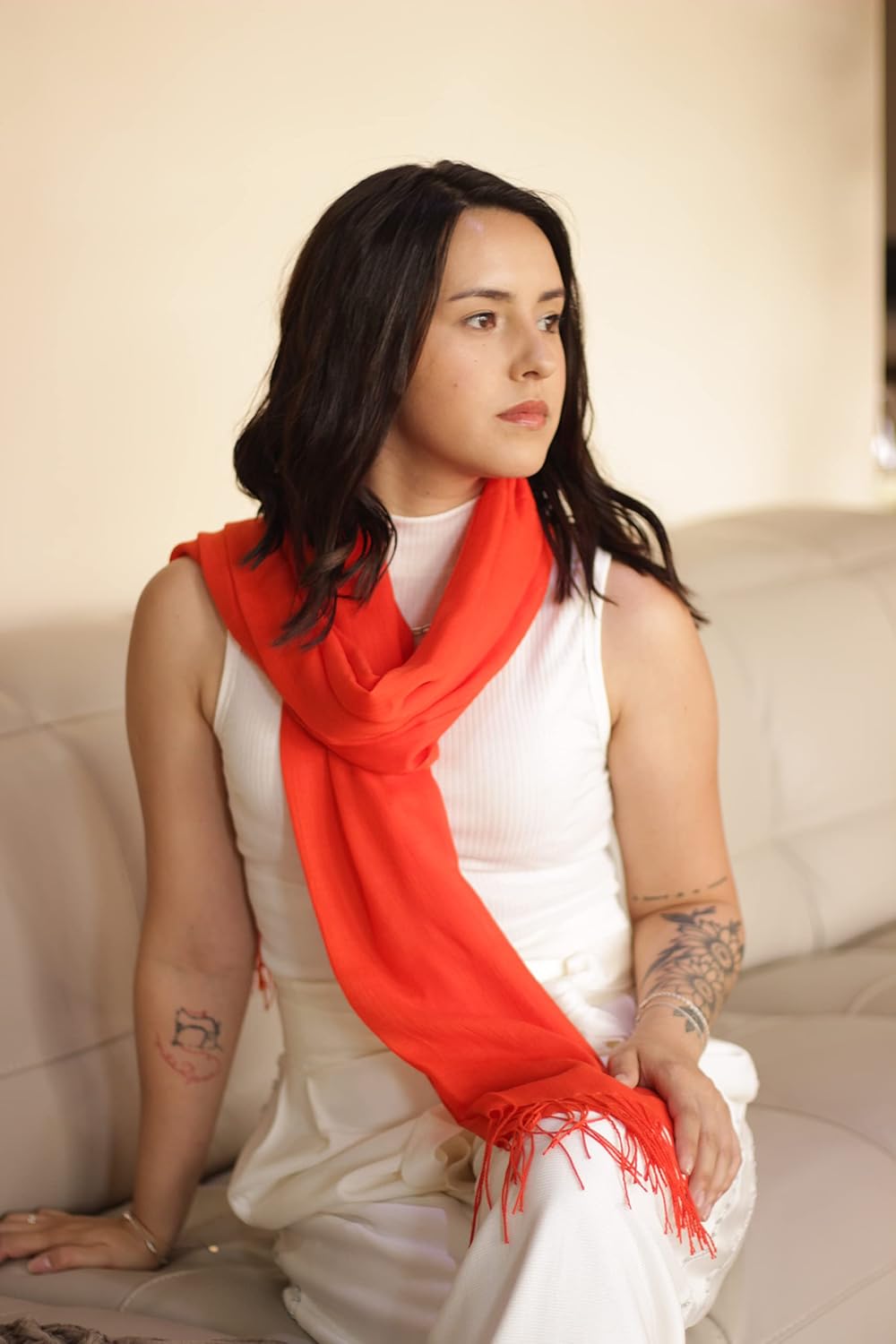 Pashmina Cachecol Echarpe Feminina Lisa com Franja 170x65cm Toque Macio, Ideal para Outono Inverno e Meia Estação Pashmina Cachecol Echarpe Feminina Lisa com Franja 170x65cm Toque Macio, Ideal para Outono Inverno e Meia Estação
