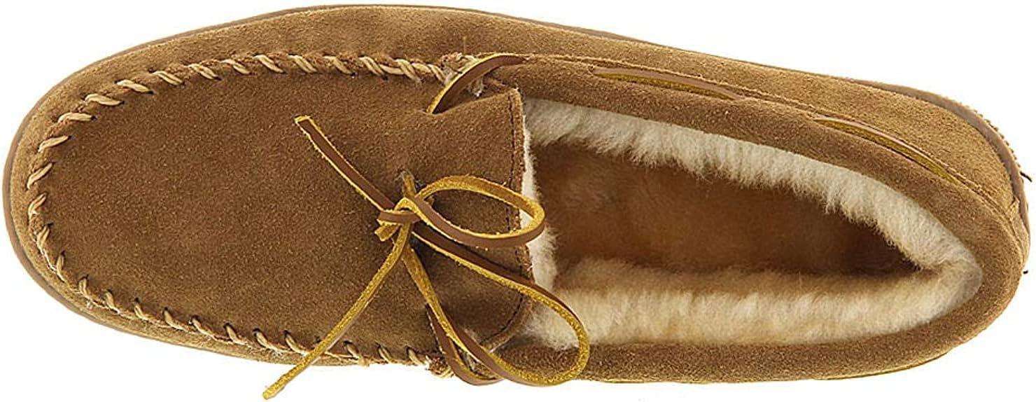 Minnetonka Men’s Sheepskin Hardsole Moccasin Slippers Minnetonka Men’s Sheepskin Hardsole Moccasin Slippers