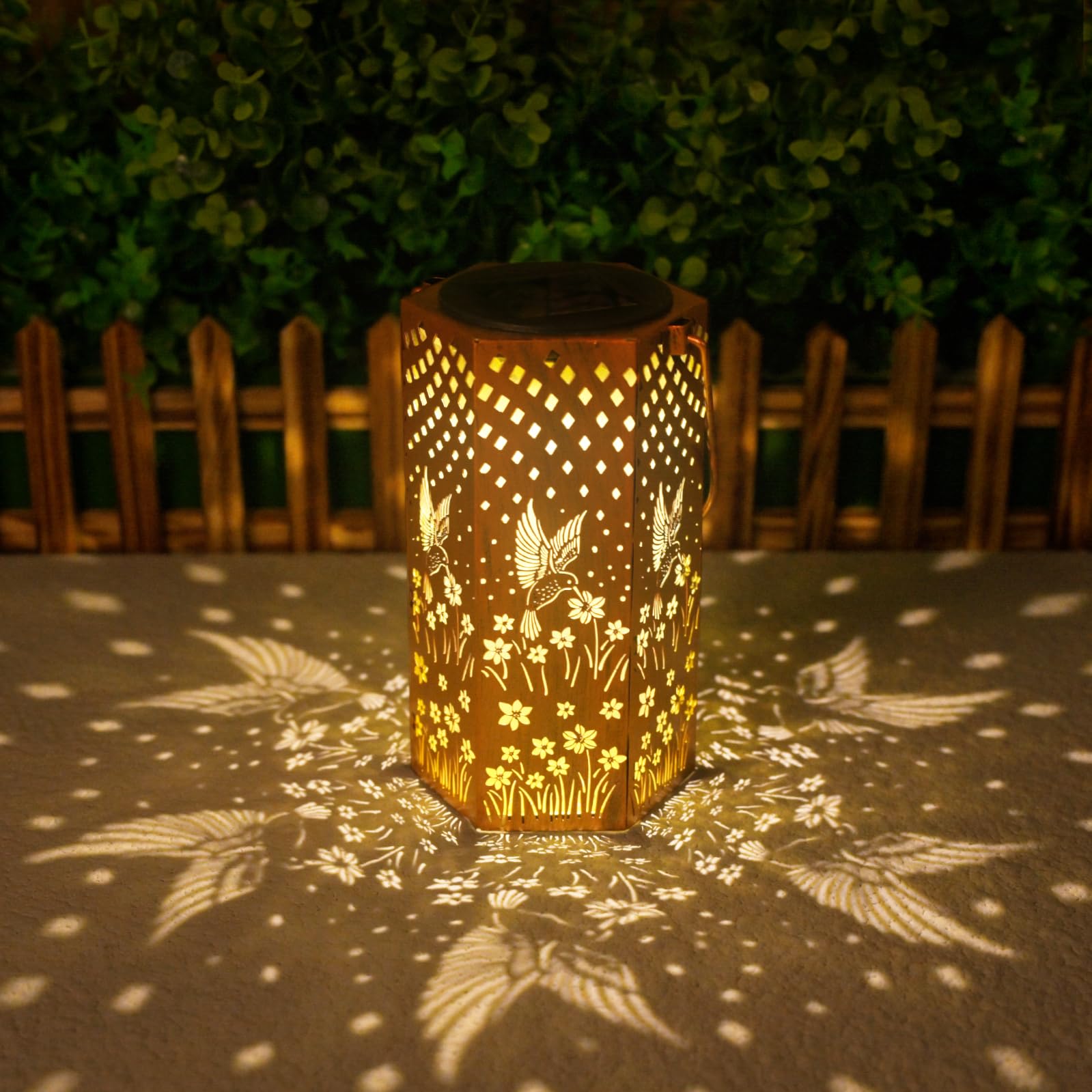Eandisom Hummingbird Solar Lantern