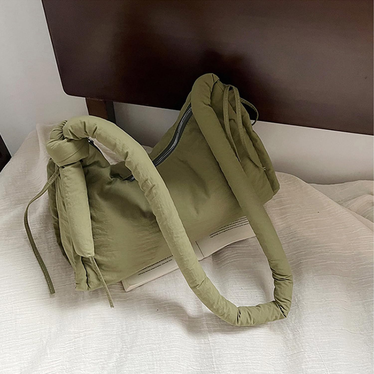 Nylon Crossbody Crescent Bag for Women Casual Work Travel Handbags Trendy Hobo Bags with Adjustable Strap
