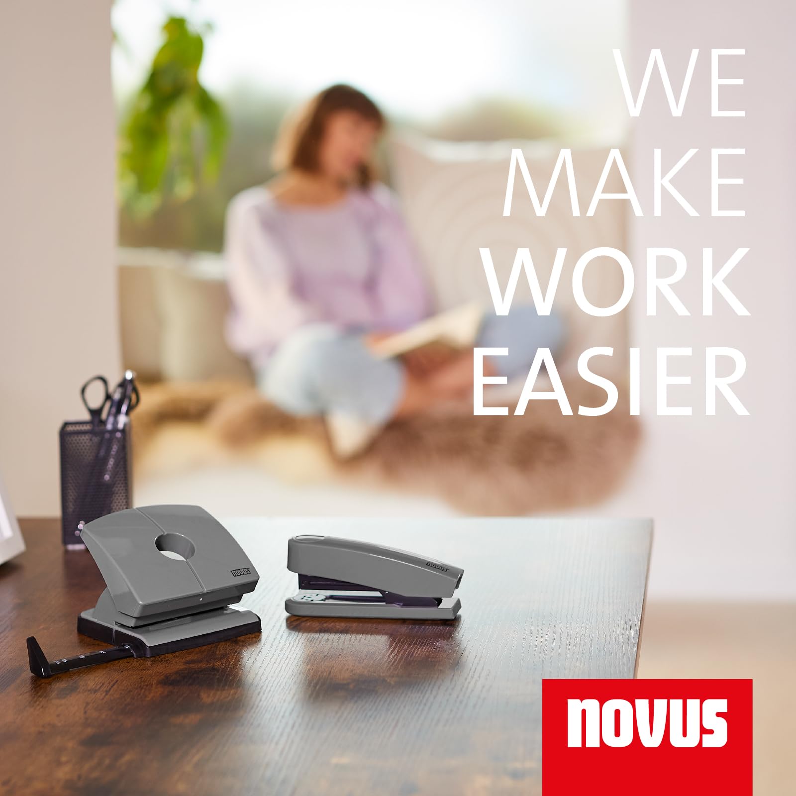 NOVUS Dziurkacz B220 Color ID 2.0 (20 arkuszy perforacji, mocno zatrzaśnięta szyna ograniczająca, elementy funkcyjne z metalu) smart grey