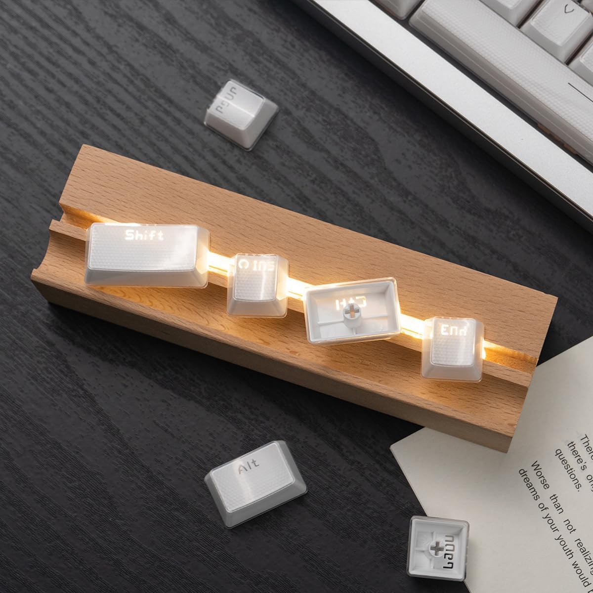 White Crystal Jelly Keycaps, Custom Shine Through Keycap, 134 Keys OEM Profile Keyboard Keycaps Set, Minimalist Translucent Key Caps for 61/68/84/87/98/100 Cherry MX Keyboard Mechanical