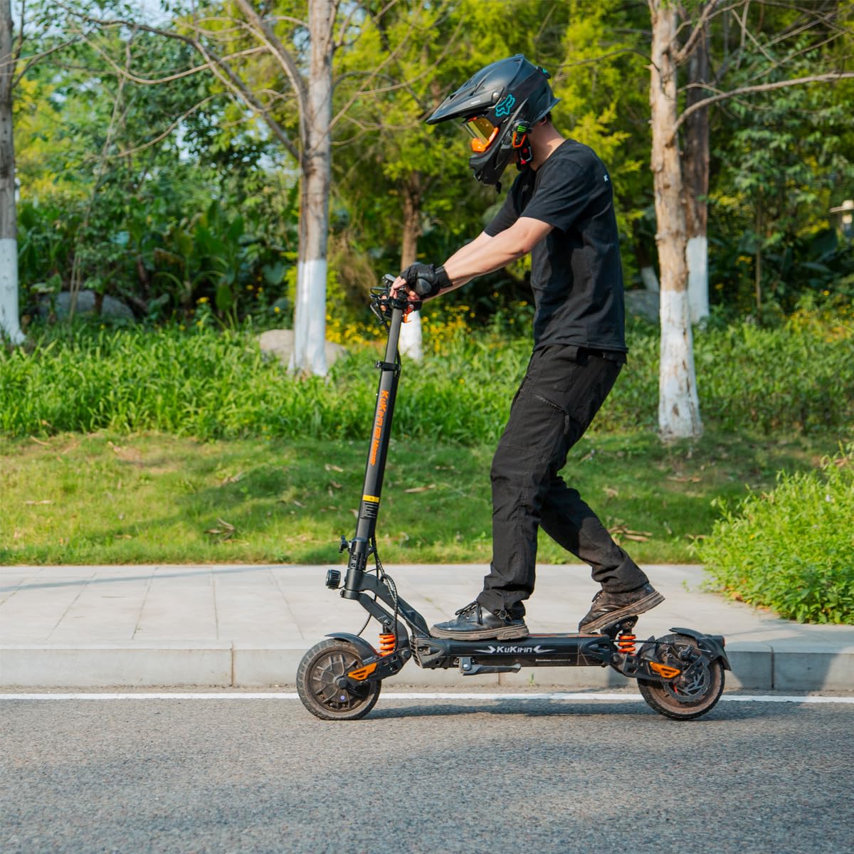 KuKirin Monopattino Elettrico Adulti, Doppio Motore, Autonomia 70KM, Ruote 10", Sospensione Idraulica, Freni a Disco, LCD, LED, Pieghevole per Città e Avventura, G2 Master