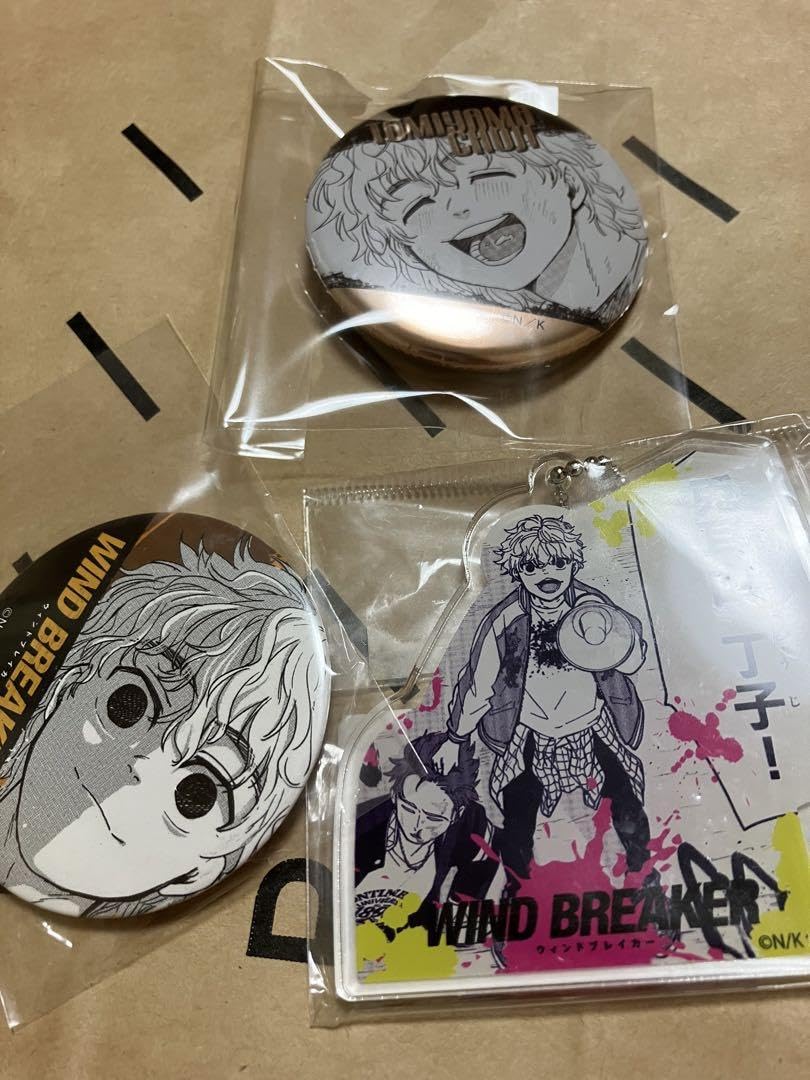 Amazon.co.jp: 〇 WIND BREAKER ウィンドブレーカー 缶バッジ 兎耳山