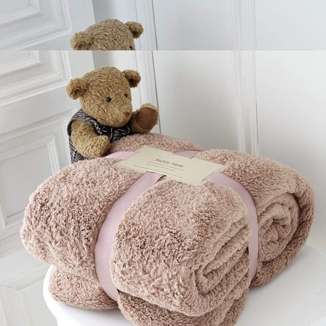 RayyanLinen Teddy Fleece Throw Blanket Warm Soft Luxury Cuddly Sofa Bedspread Travel Throw (Mink (Beige), Single - 100 X 150cm)