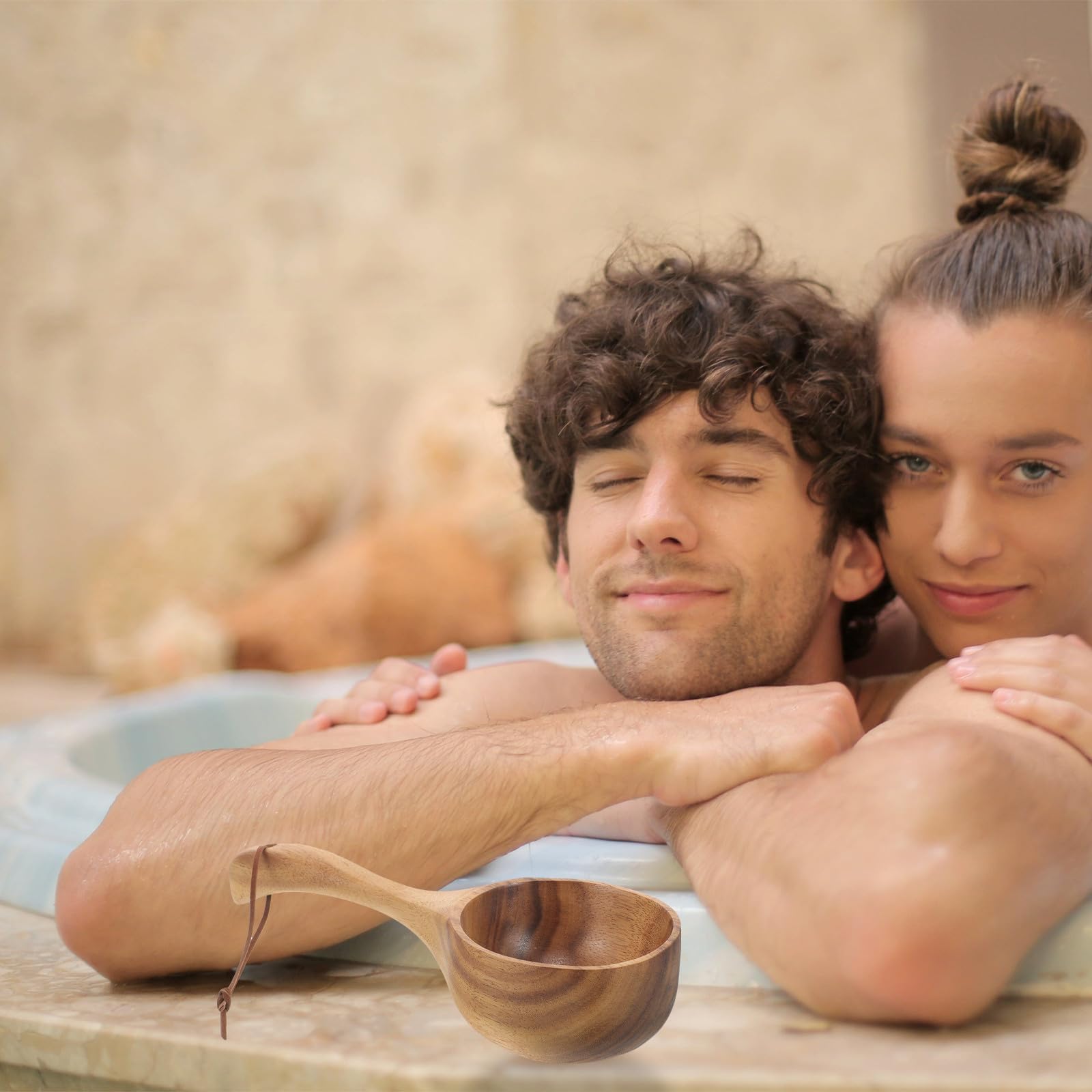 Cucharón de Agua para Baño de Madera Marrón Diseño Ergonómico y Práctico, Accesorio Adecuado para Sauna y Riego en Jardín