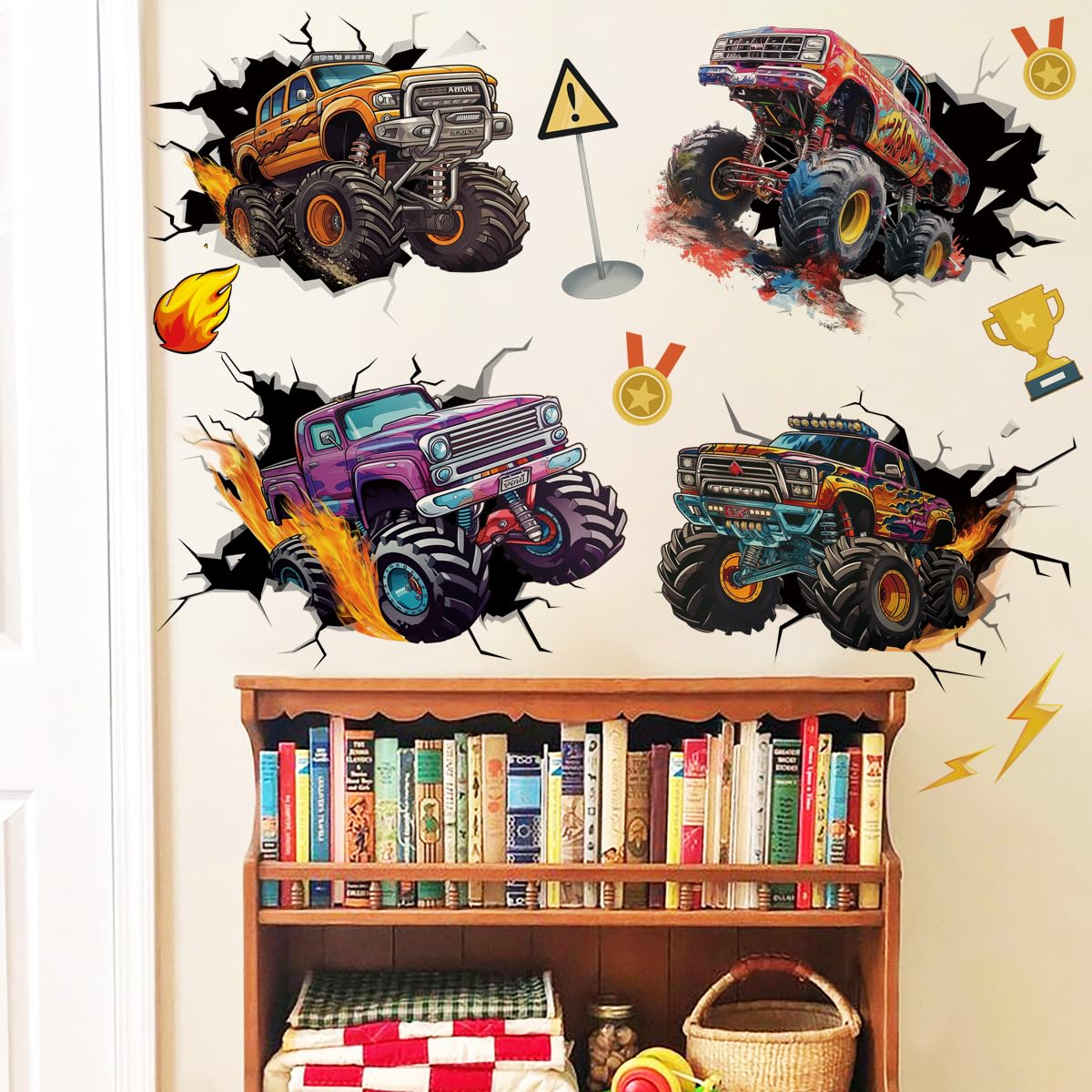 Runtoo Naklejki ścienne Monster Truck 3D Break Through Racing Cars Naklejki ścienne do pokoju chłopców Dzieci Sypialnia Dekoracja ścienna