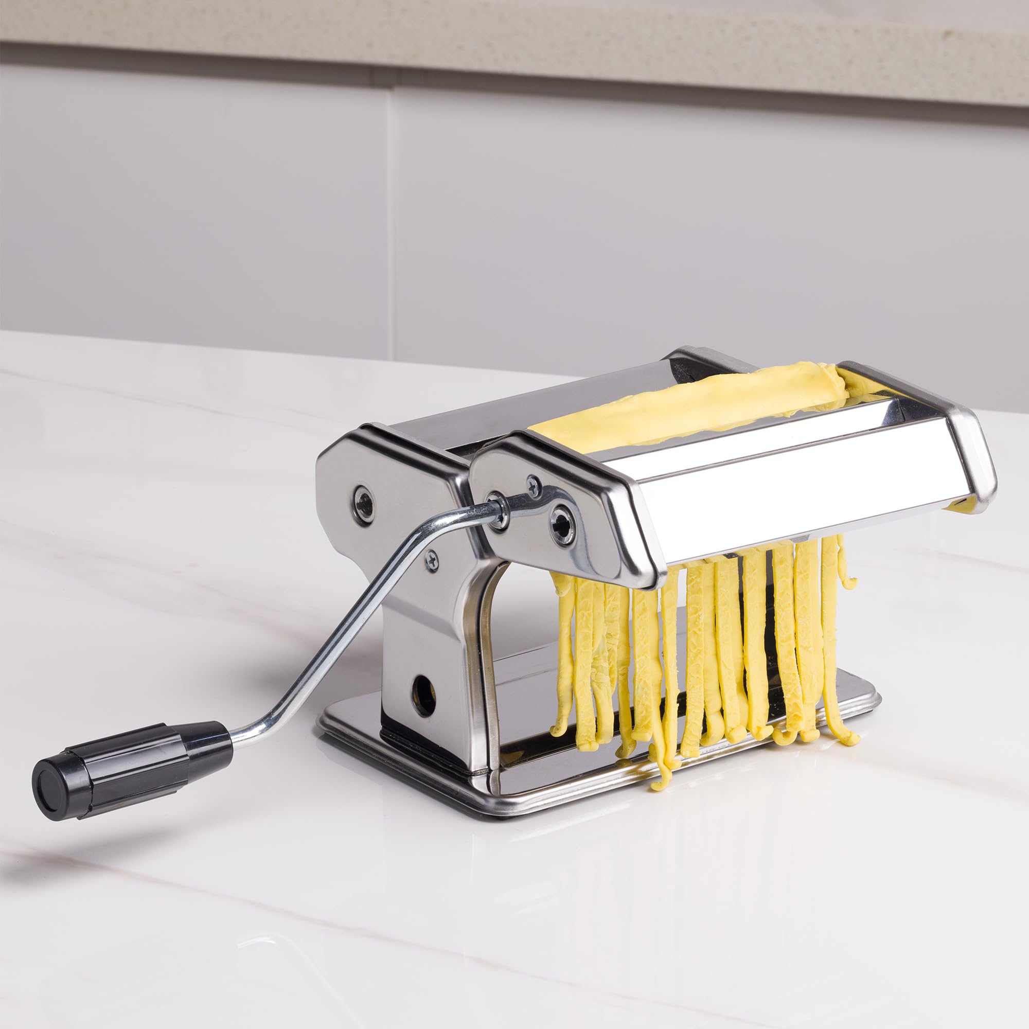 Navaris Maquina para Hacer Pasta - Maquina Pasta Fresca con Grosor Ajustable 0,5 a 3 mm - Cortador Pasta rellena Espaguetis tallarines lasaña - Pasta Maker de Acero Inoxidable