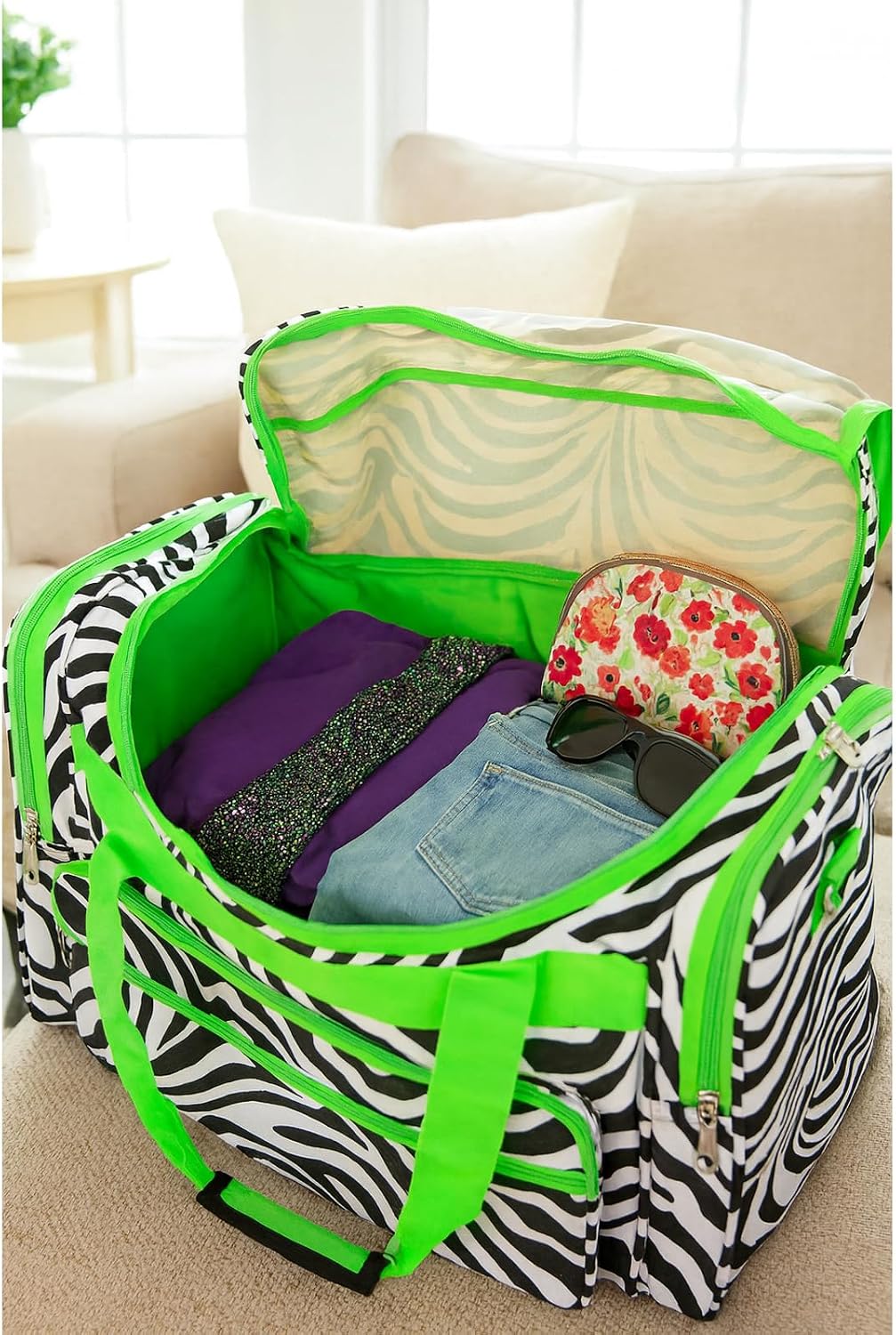 World Traveler Animal Prints 19-inch Duffel Bag, Green Trim Zebr, One Size (Model: 81T19-163-G-1)
