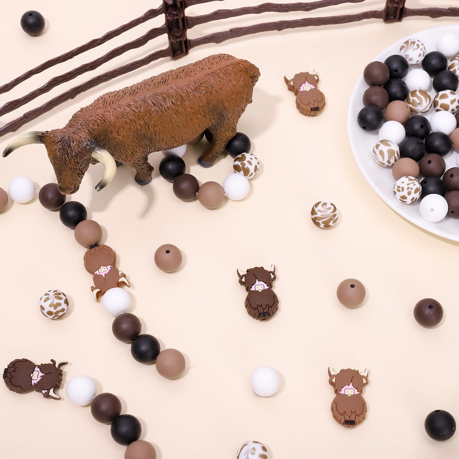 URROMA 3D Highland Kuh Silikonperlen – 76 Stück, Bunte Perlen Für DIY Armbänder, Schlüsselanhänger & Bastelprojekte