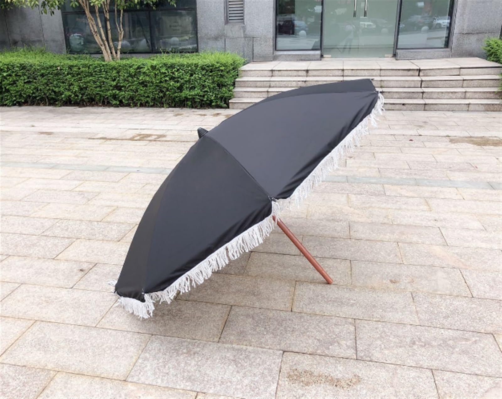 Parasole 6.5 Patio Parasol Fringe Outdoor Tassel Parasol Stalowy Słupek I Żebra Push Button Tilt Parasol Ogrodowy