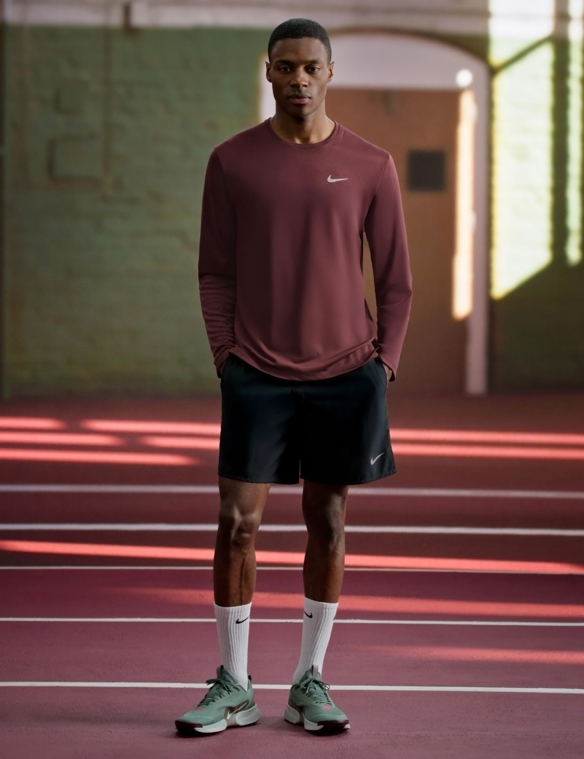 NIKE Górna część biegowa Mężczyźni Nike Miler Dri-fit Uv Langarm-laufoberteil Für Herren