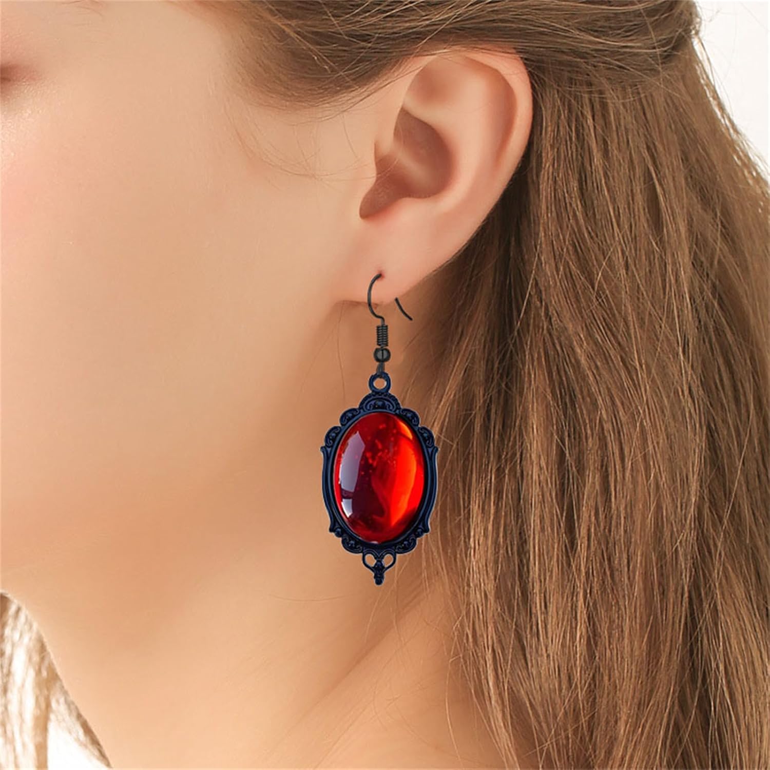 Dreuyet Gothic Black Crystal Velvet Choker Necklace Earrings Set for Women Vintage Crystal Glass Red Black Earrings Goth Mystic Victorian Collar Necklace Punk Style Halloween Costume Jewelry
