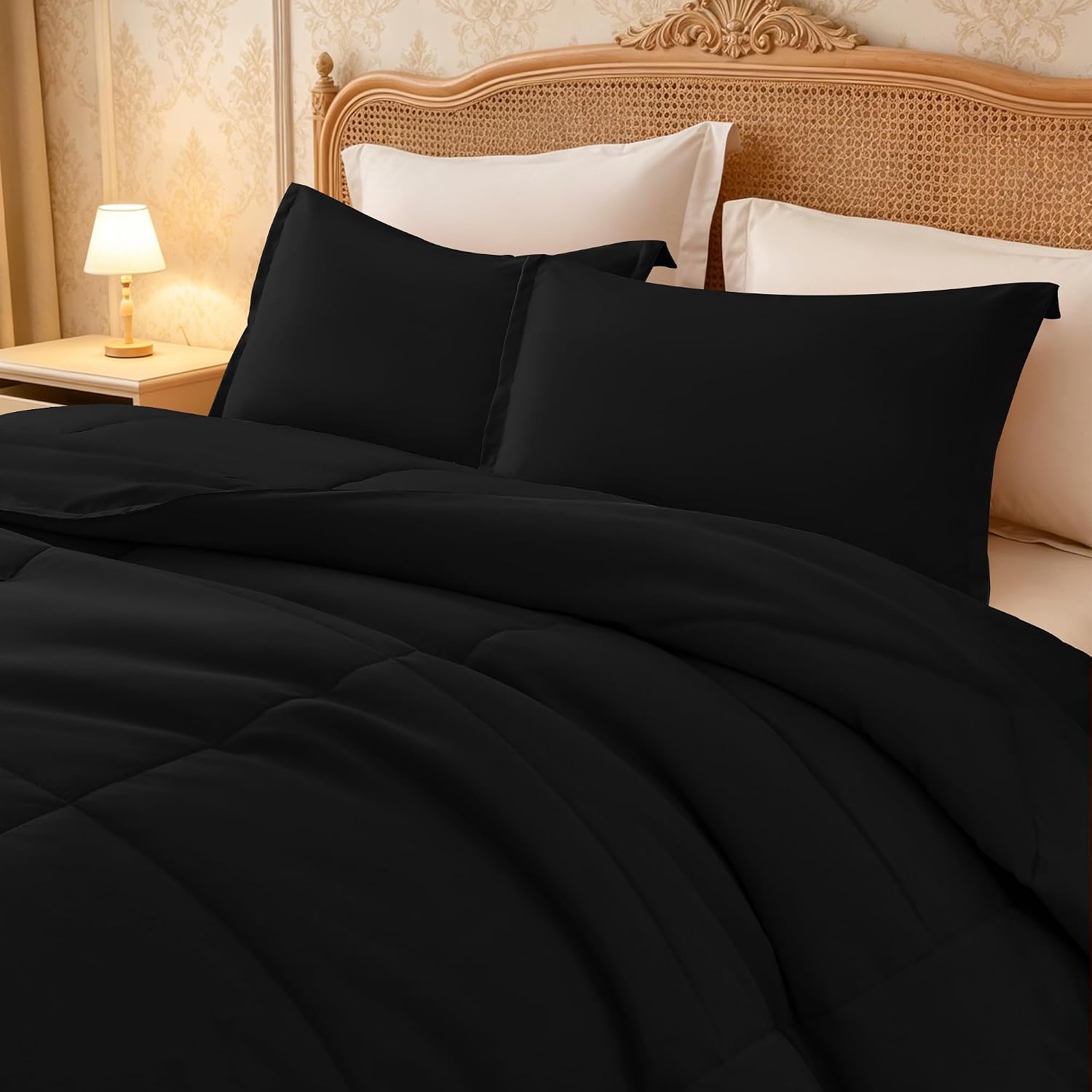 Shatex Lightweight Comforter 1 Piece, 90x68 inches, All Season Solid Color Bedding Comforter, Machine Wash - Black Twin