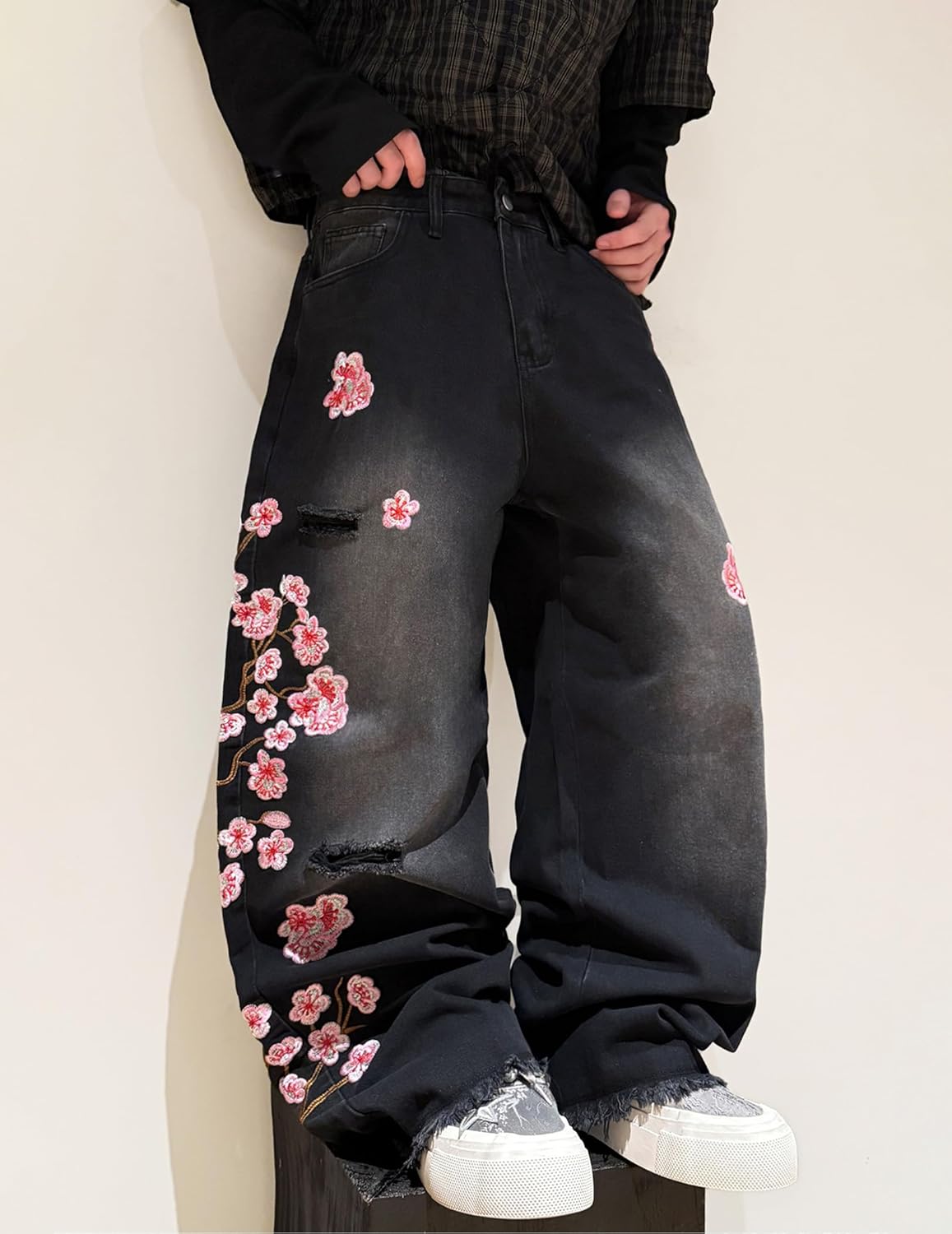 Men's Baggy Jeans Blossom Embroidery Pattern Wide Leg Y2K Jeans Mid Rise Denim Pants Streetwear - Image 3