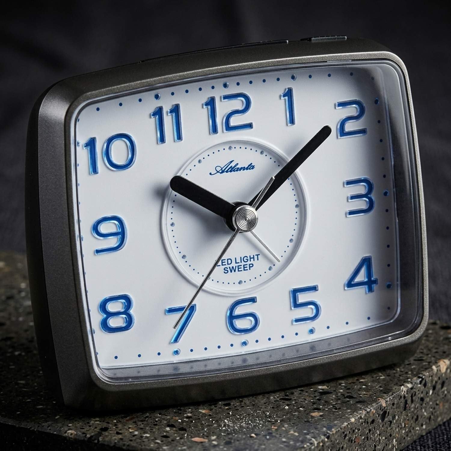 Atlanta Réveil sans tic-tac avec spot LED - Analogique - Quartz - Gris - 1979-4