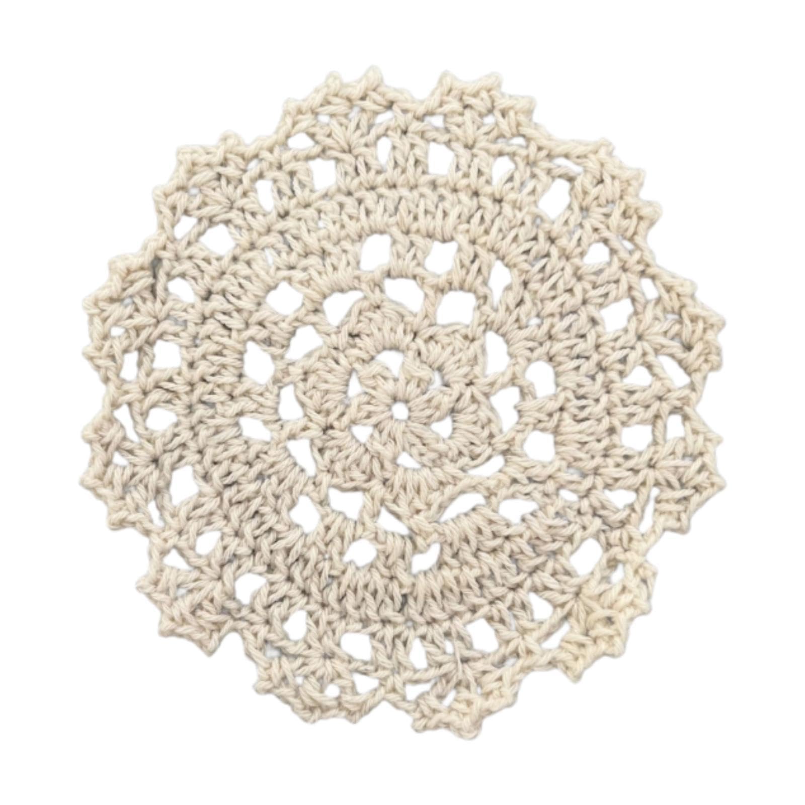 Dessous de verre crochet fleur pour des apéritifs conviviaux et sans taches