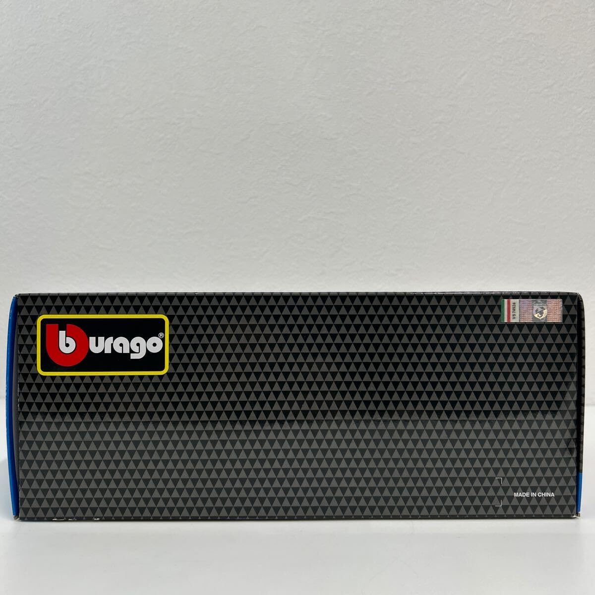 Amazon | Bburago 1/18 ABARTH 500 Black Red ブラーゴ アバルト