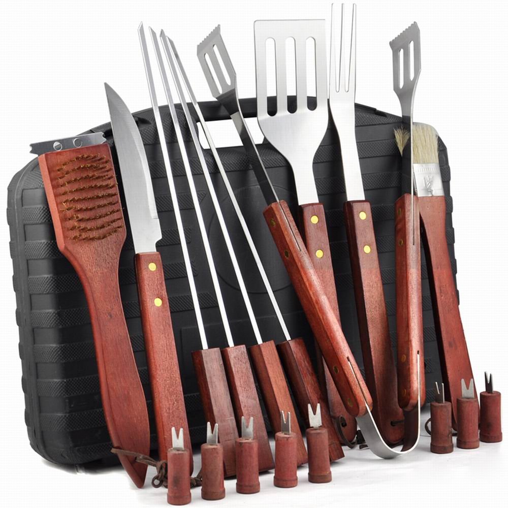 Set di posate da barbecue in valigetta, in acciaio inox e manici in legno, 18 pezzi