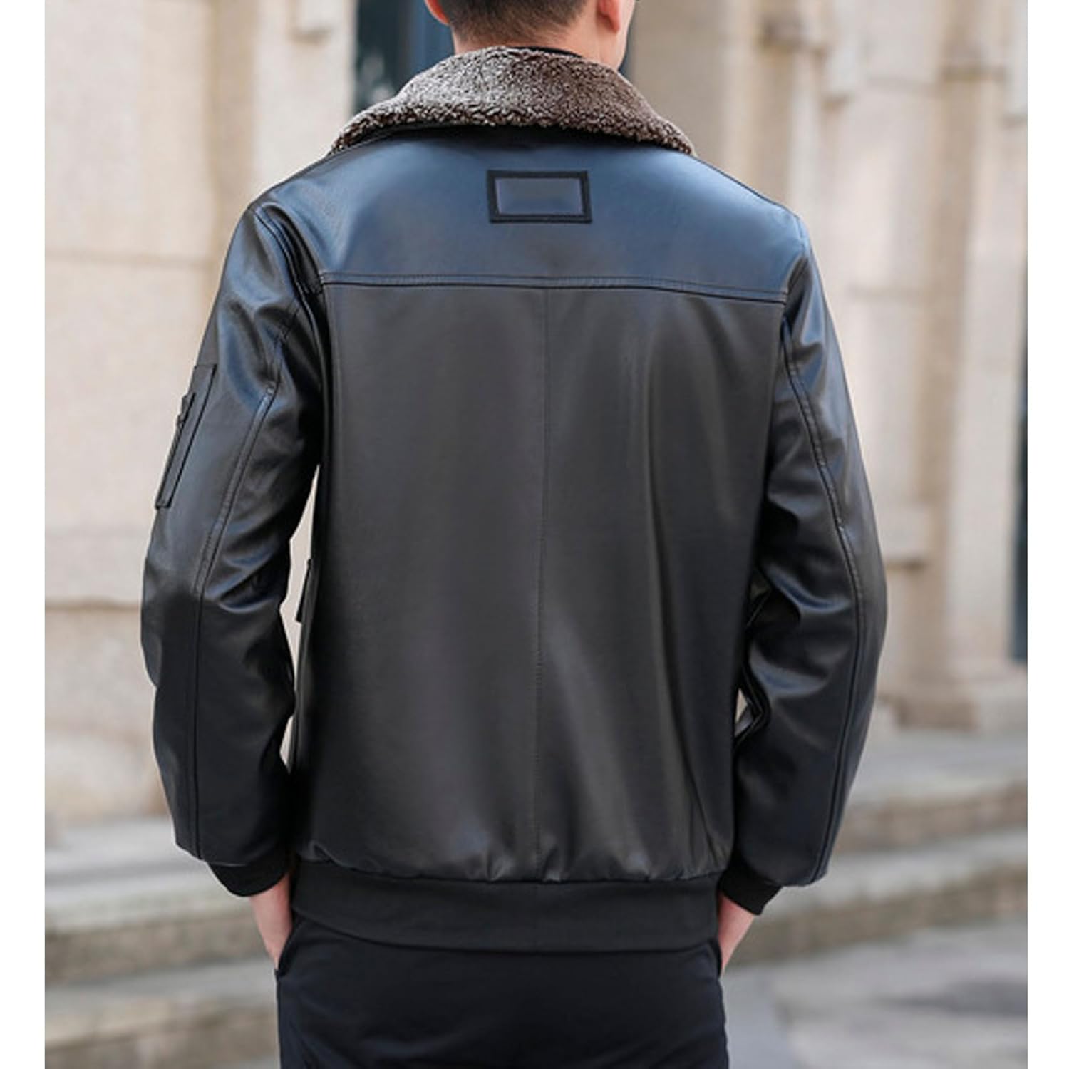 newrong Jaqueta masculina de couro sintético com lapela em promoção! Veja a oferta e mais achadinhos de Jaquetas & Casacos 4 Hoje é o melhor dia para comprar newrong Jaqueta masculina de couro sintético com lapela com aquele preço maroto! Promoção! Aproveite a oferta! 4