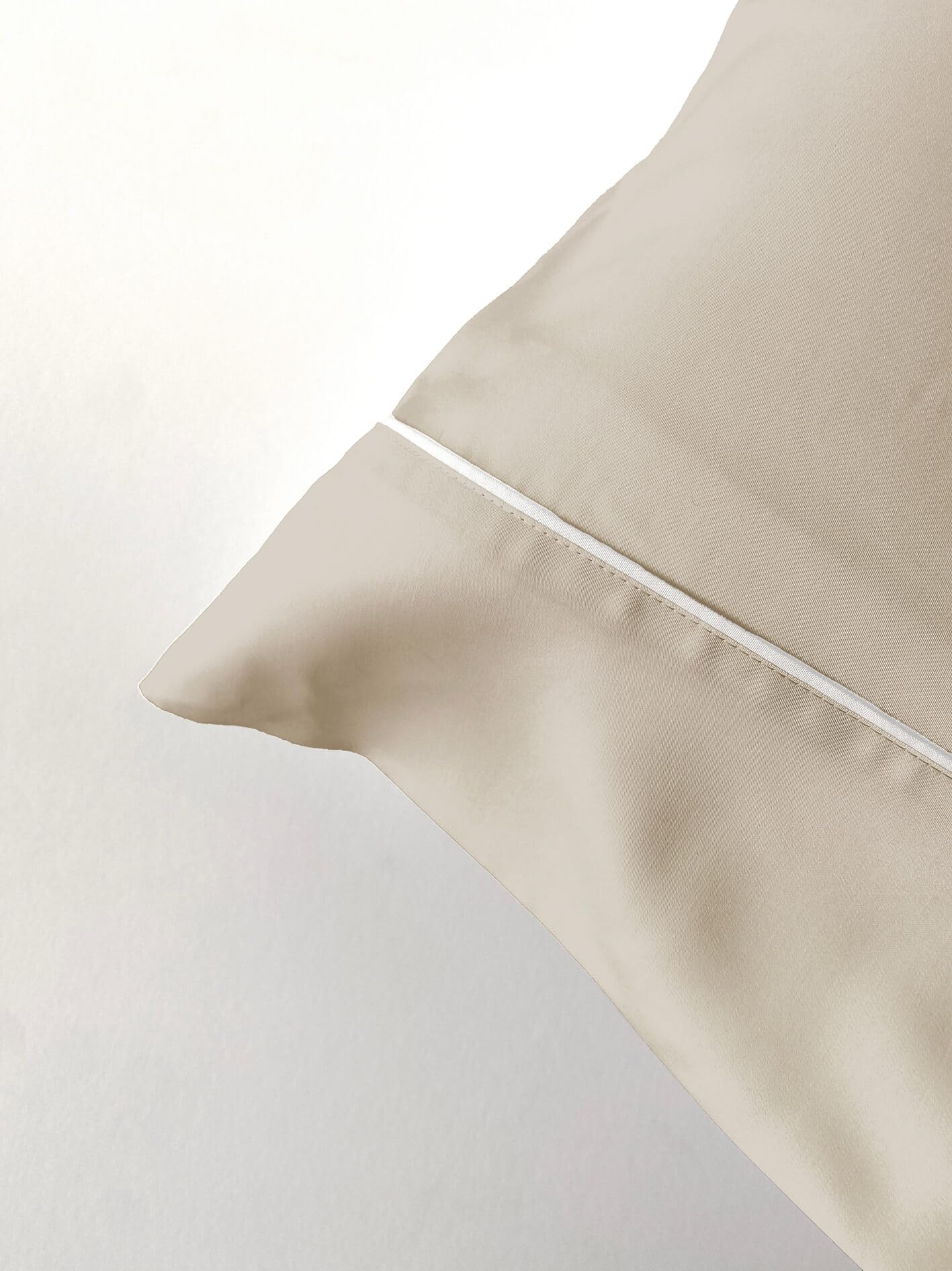 ANTILO TEXTIL Juego de Sábanas Gaia, Bambú 100% Orgánico 300 Hilos, Transpirable, Blanco y Beige, Certificación Oeko-Tex (Beige, 150 cm)