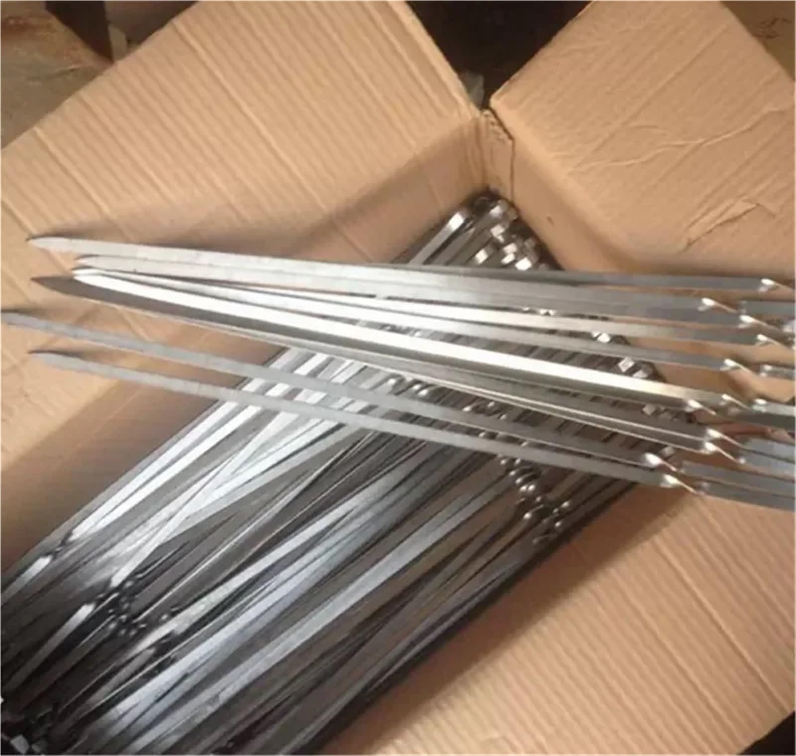 Metalowe szaszłyki 10 szt. 40–60 cm Duże, długie Grill ze stali nierdzewnej Grillowanie Grill igłowy Szeroki(10pcs 60cm)