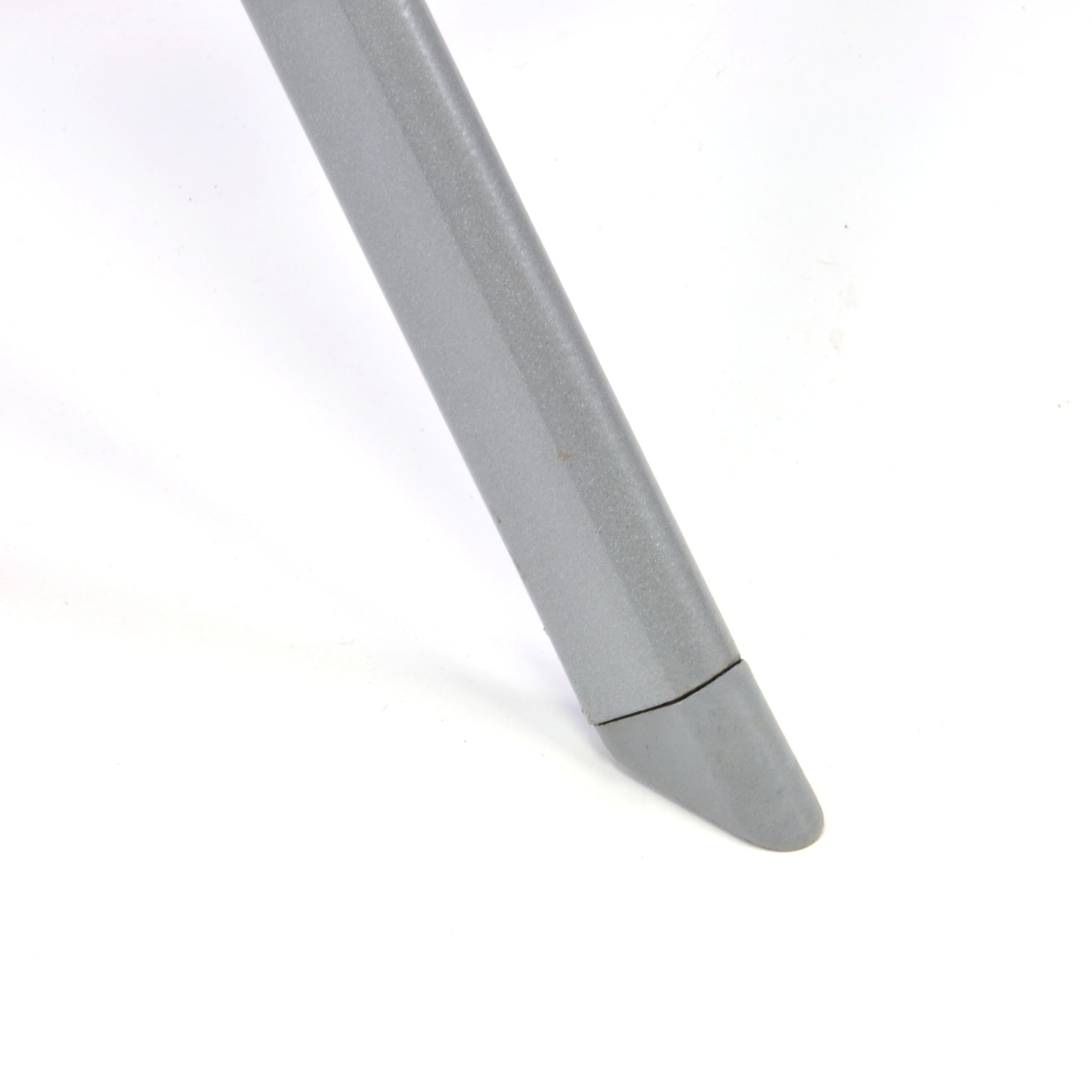 NEXOS Klappbarer Bistrotisch Lara aus Metall/Glas - Ø 70 cm | stabil und witterungsbeständig - Glasplatte Schwarz – Gestell Silber